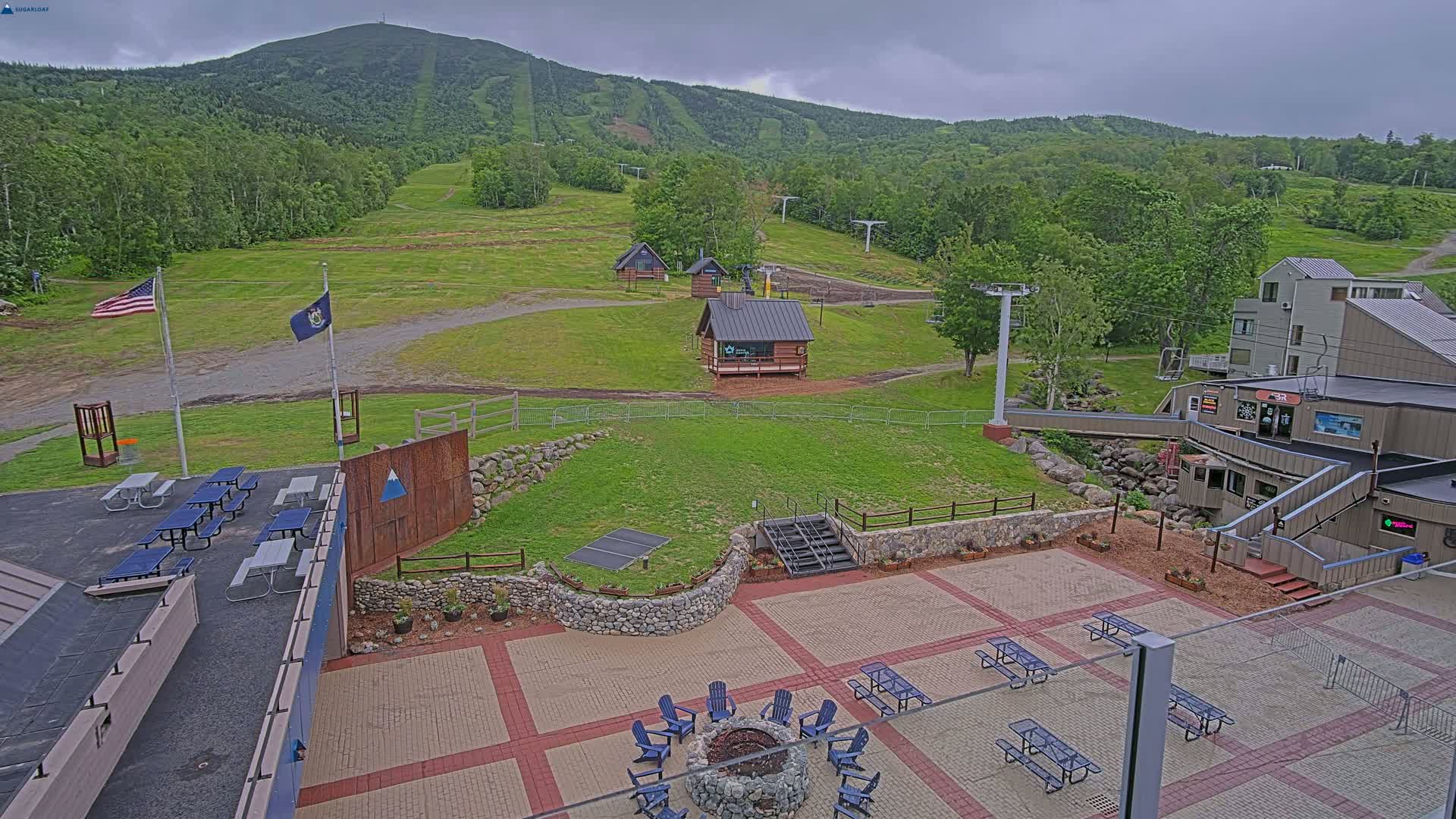 Kingfield, Sugarloaf Mountain Hotel Area Live Cam - Kingfield, Franklin, Maine, USA