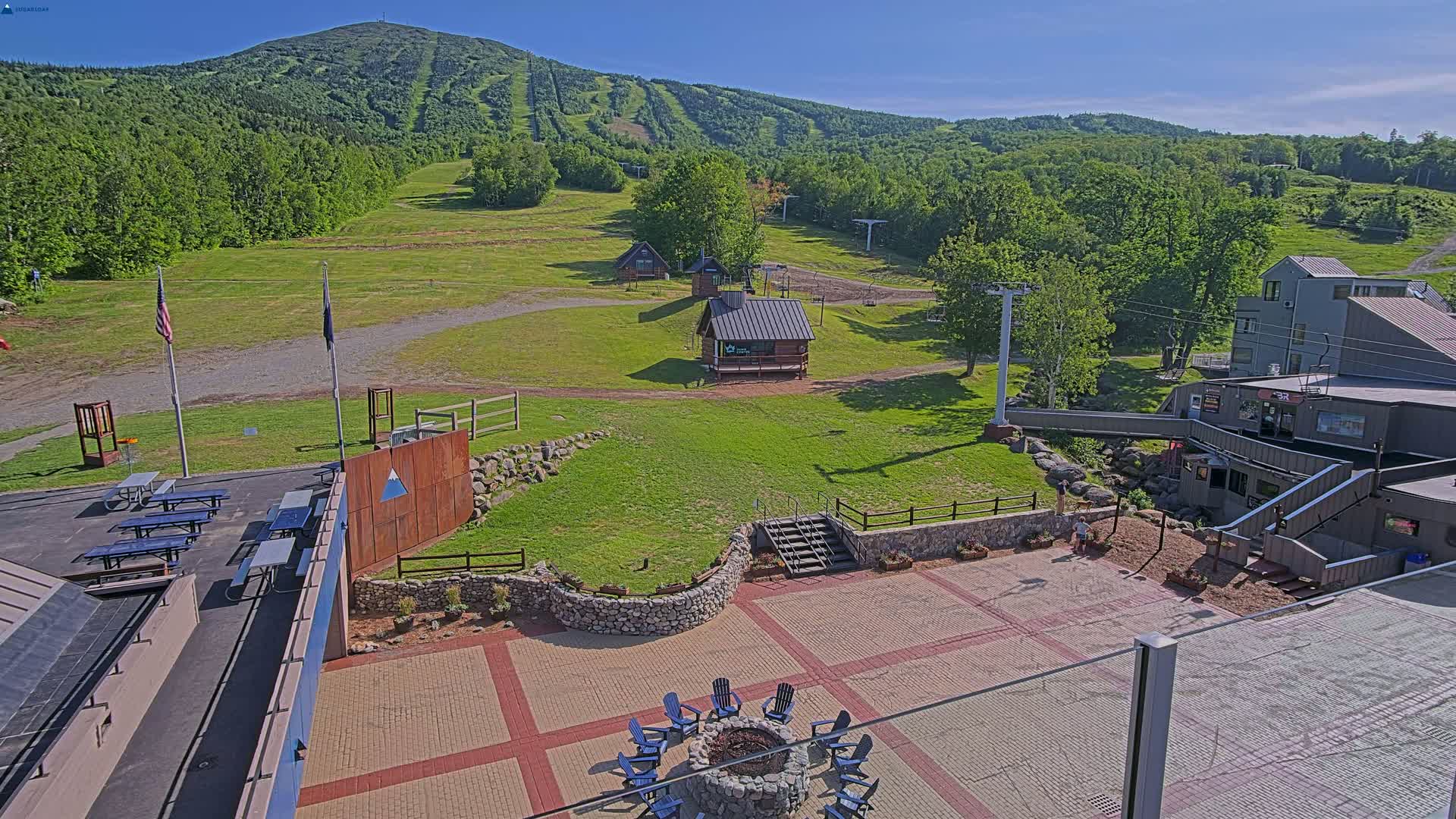 Kingfield, Sugarloaf Mountain Hotel Area Live Cam - Kingfield, Franklin, Maine, USA