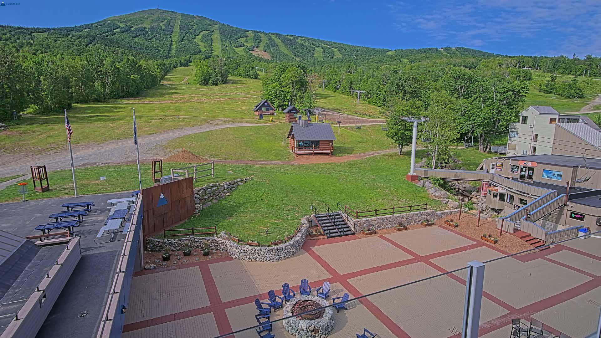 Kingfield, Sugarloaf Mountain Hotel Area Live Cam - Kingfield, Franklin, Maine, USA