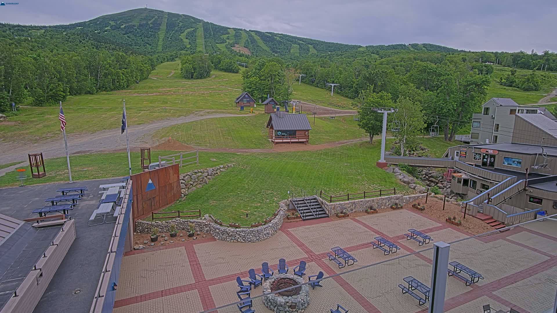Kingfield, Sugarloaf Mountain Hotel Area Live Cam - Kingfield, Franklin, Maine, USA