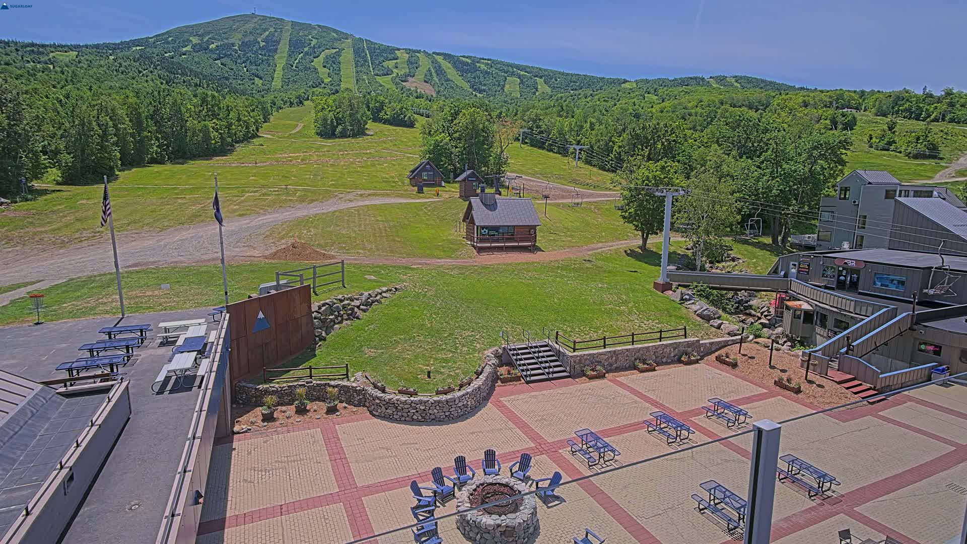 Kingfield, Sugarloaf Mountain Hotel Area Live Cam - Kingfield, Franklin, Maine, USA