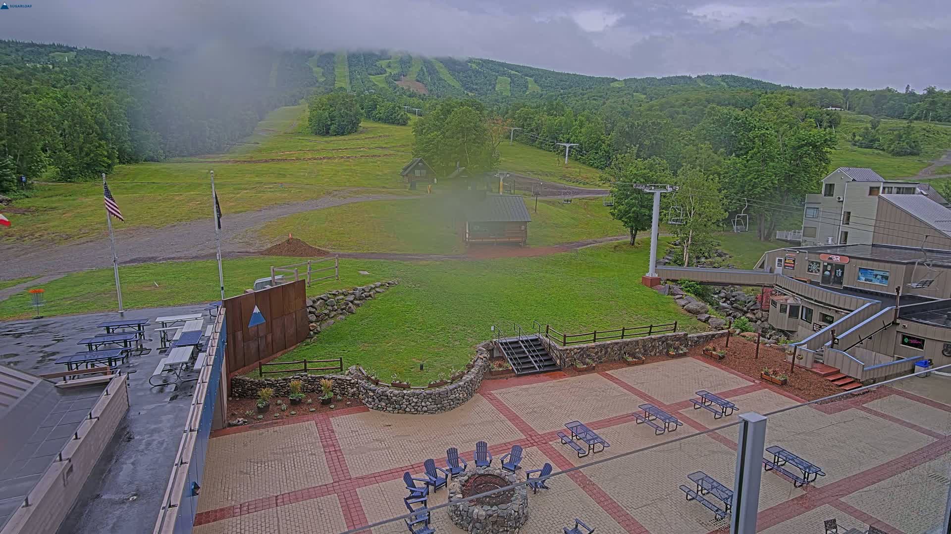 Kingfield, Sugarloaf Mountain Hotel Area Live Cam - Kingfield, Franklin, Maine, USA