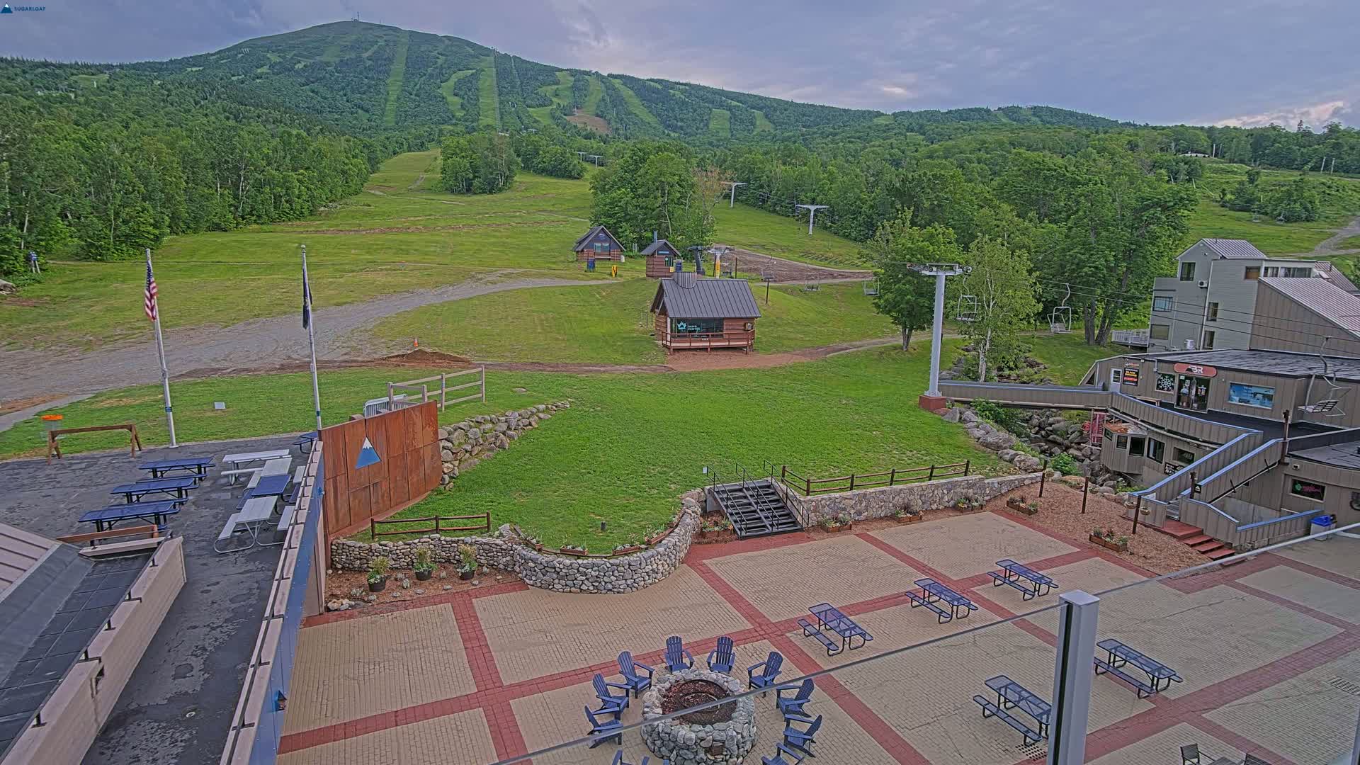 Kingfield, Sugarloaf Mountain Hotel Area Live Cam - Kingfield, Franklin, Maine, USA