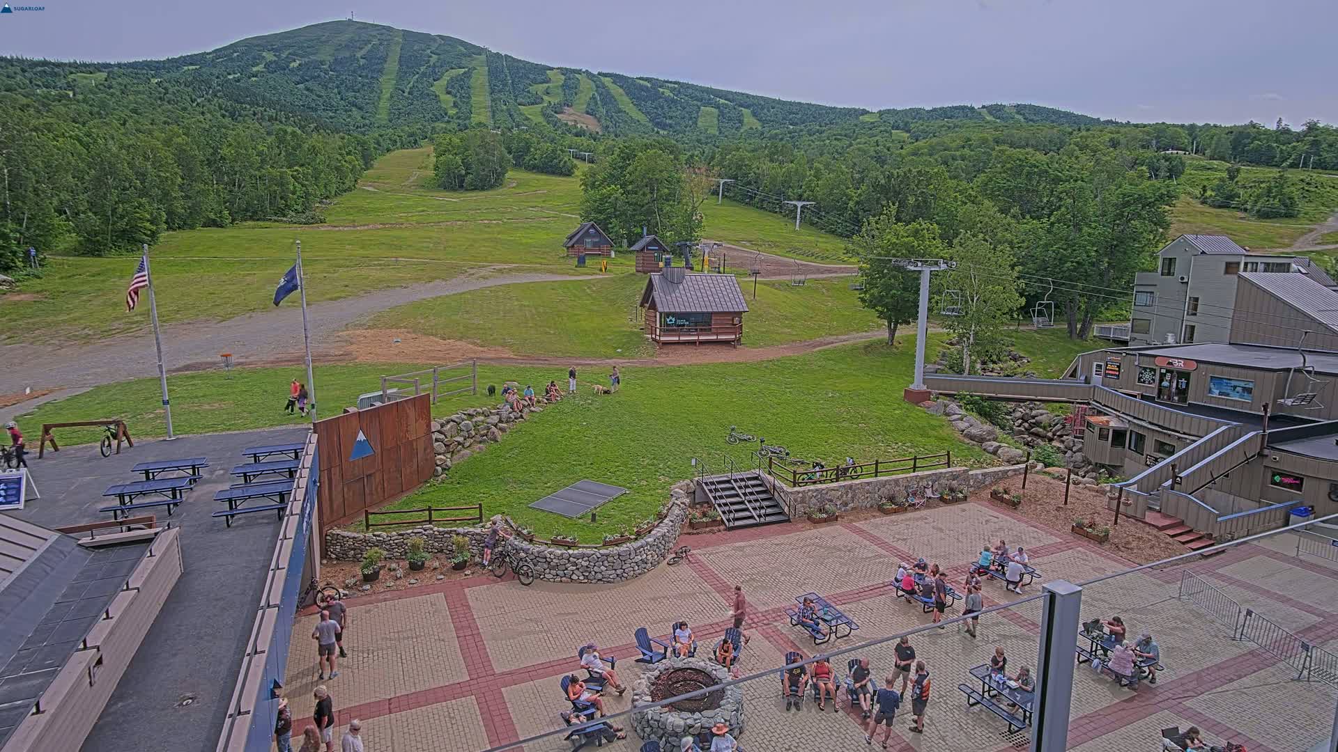 Kingfield, Sugarloaf Mountain Hotel Area Live Cam - Kingfield, Franklin, Maine, USA
