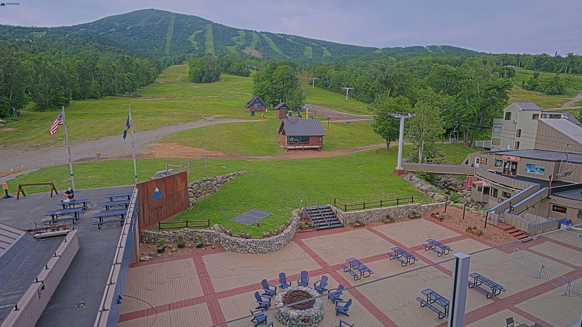 Kingfield, Sugarloaf Mountain Hotel Area Live Cam - Kingfield, Franklin, Maine, USA