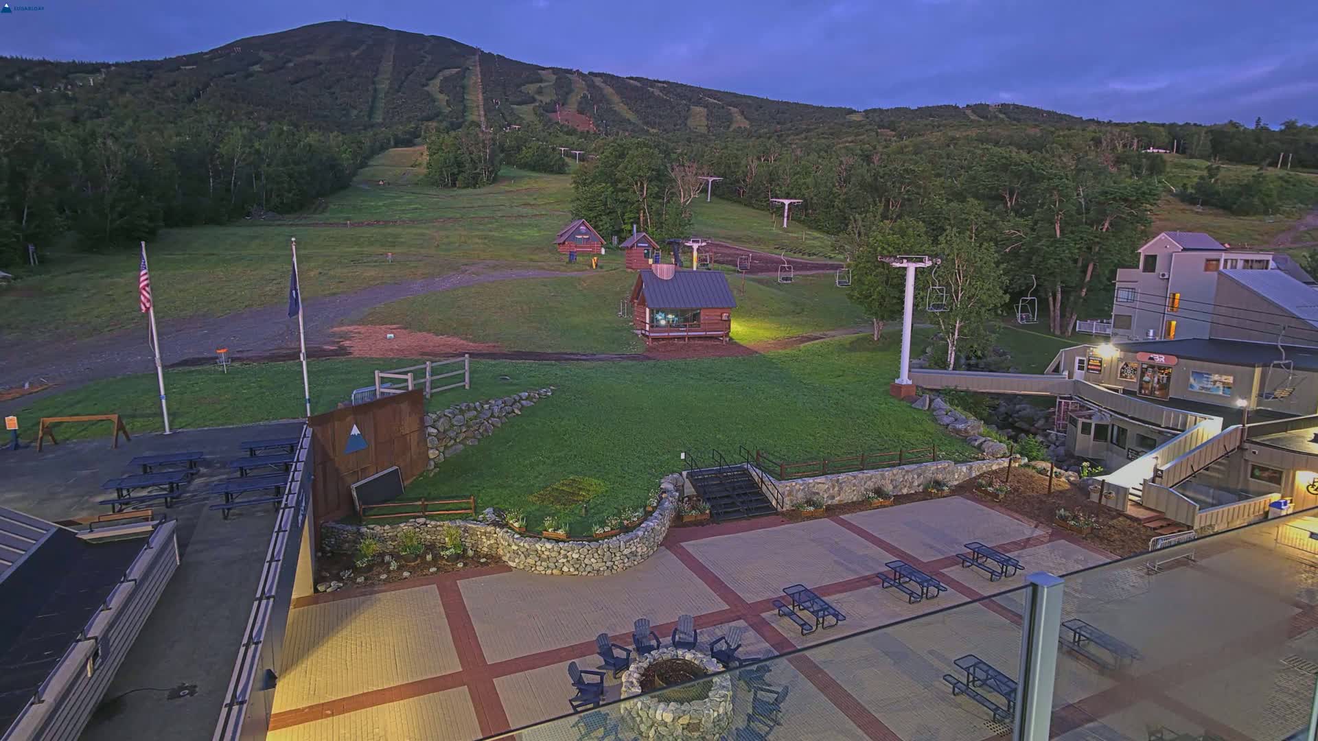 Kingfield, Sugarloaf Mountain Hotel Area Live Cam - Kingfield, Franklin, Maine, USA