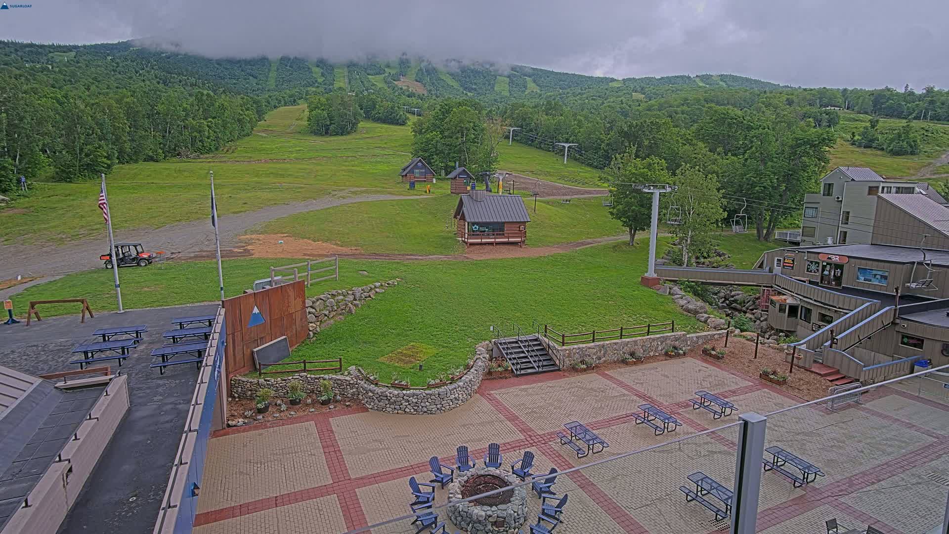 Kingfield, Sugarloaf Mountain Hotel Area Live Cam - Kingfield, Franklin, Maine, USA