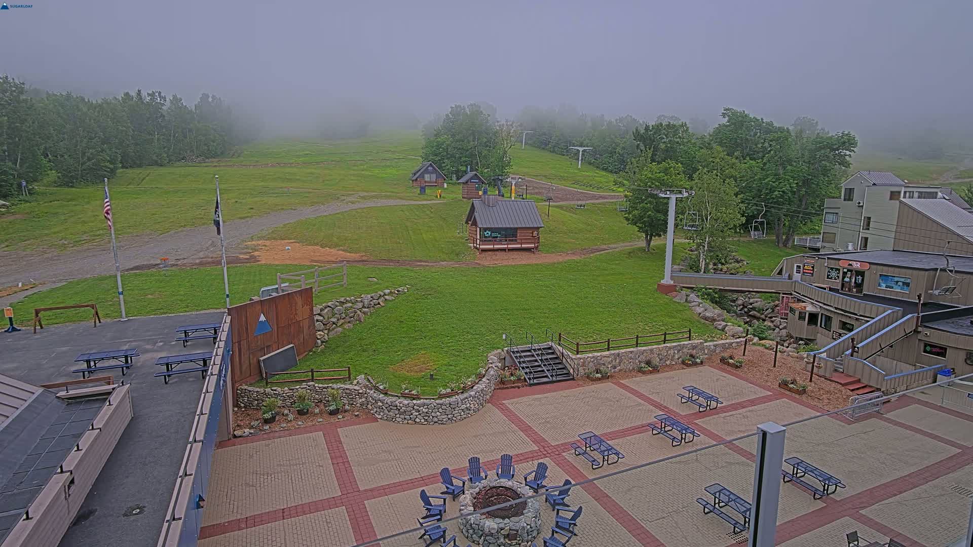Kingfield, Sugarloaf Mountain Hotel Area Live Cam - Kingfield, Franklin, Maine, USA