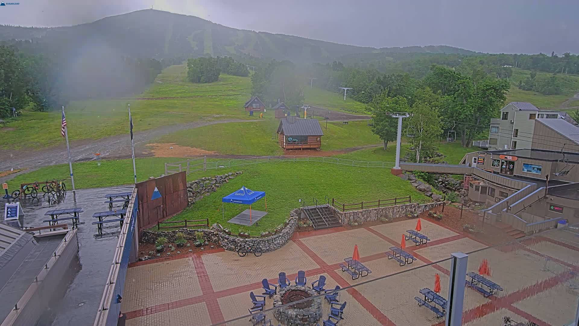 Kingfield, Sugarloaf Mountain Hotel Area Live Cam - Kingfield, Franklin, Maine, USA