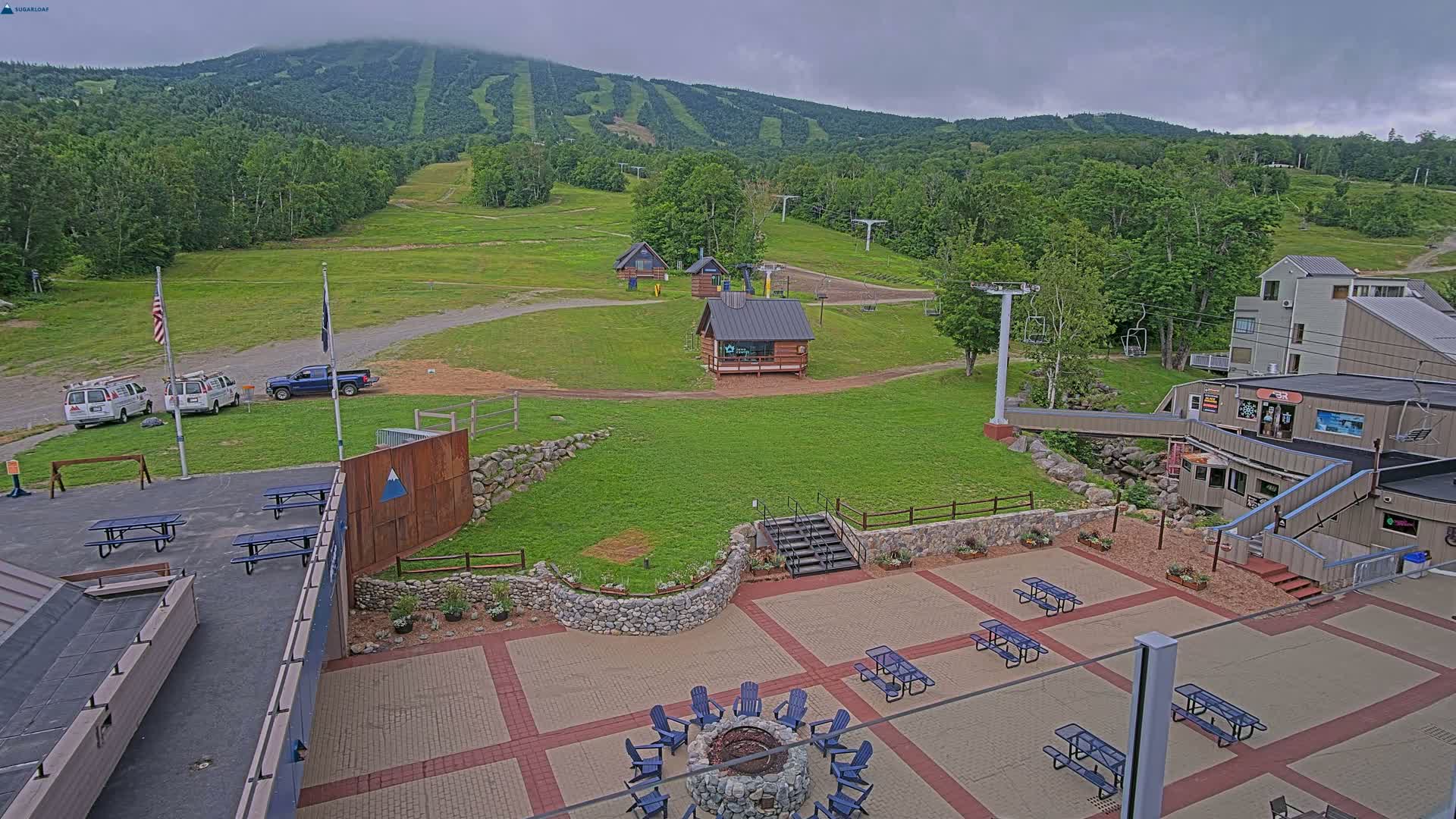 Kingfield, Sugarloaf Mountain Hotel Area Live Cam - Kingfield, Franklin, Maine, USA
