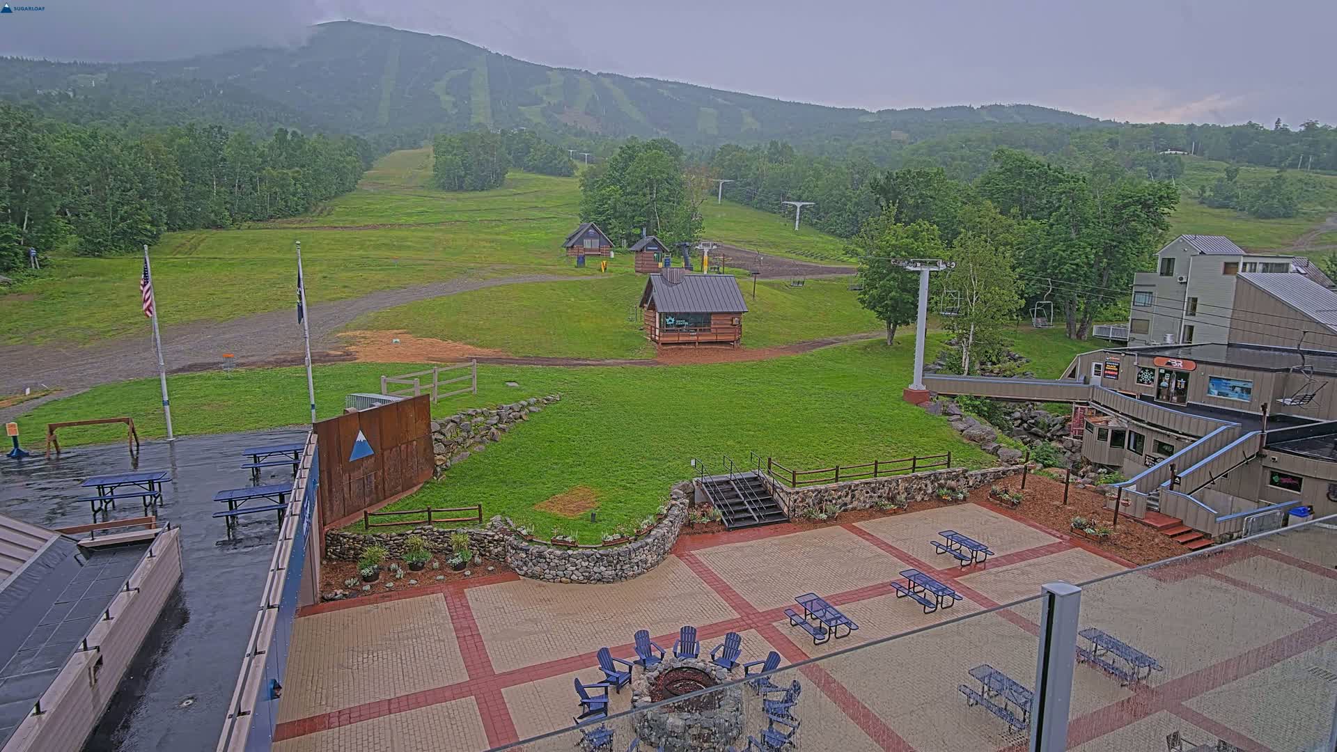 Kingfield, Sugarloaf Mountain Hotel Area Live Cam - Kingfield, Franklin, Maine, USA