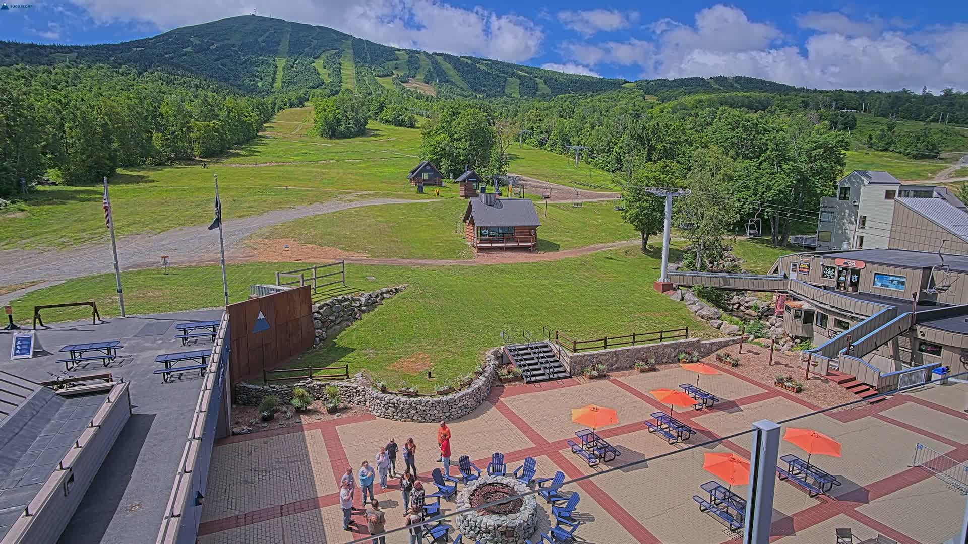 Kingfield, Sugarloaf Mountain Hotel Area Live Cam - Kingfield, Franklin, Maine, USA