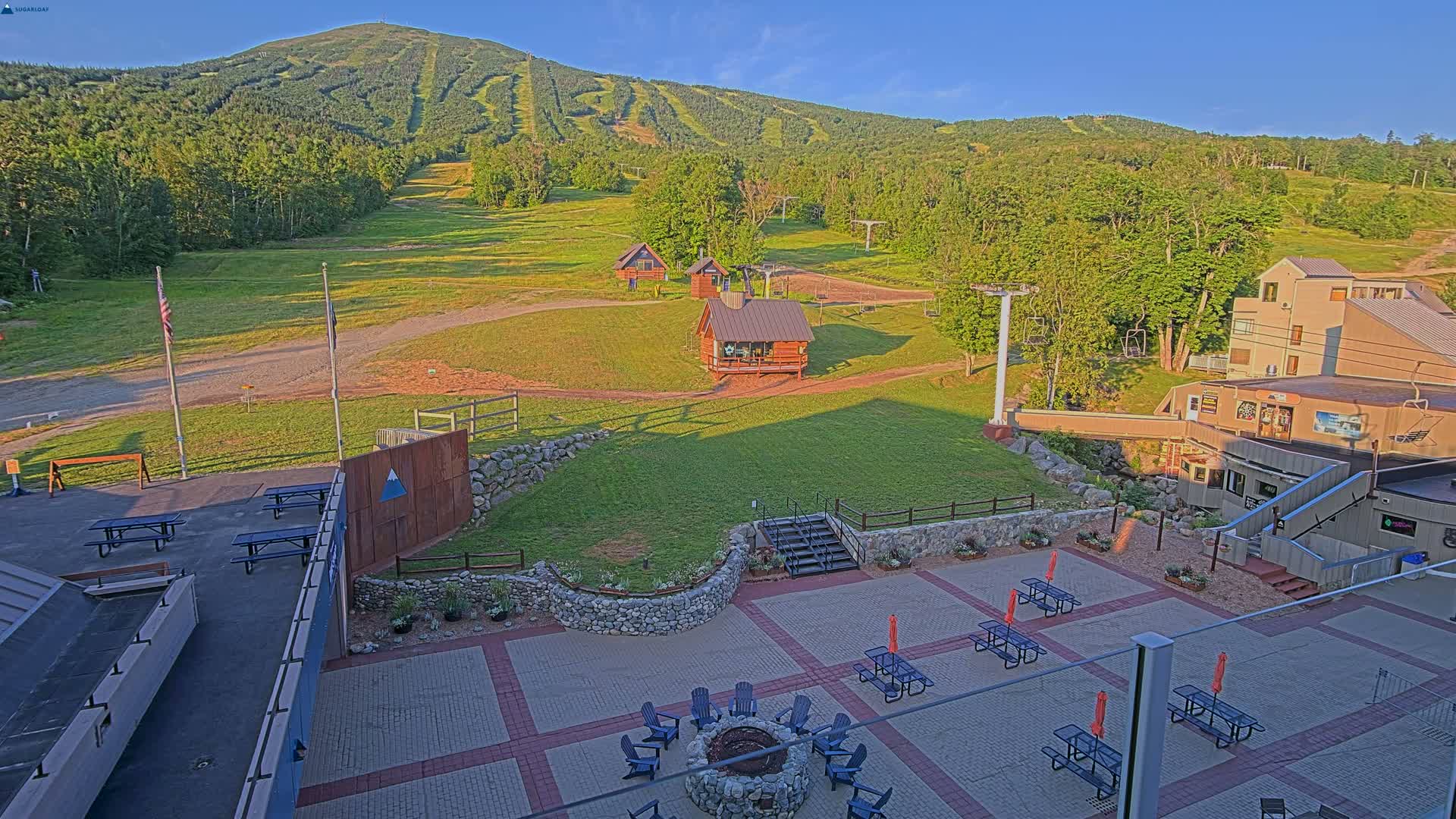 Kingfield, Sugarloaf Mountain Hotel Area Live Cam - Kingfield, Franklin, Maine, USA
