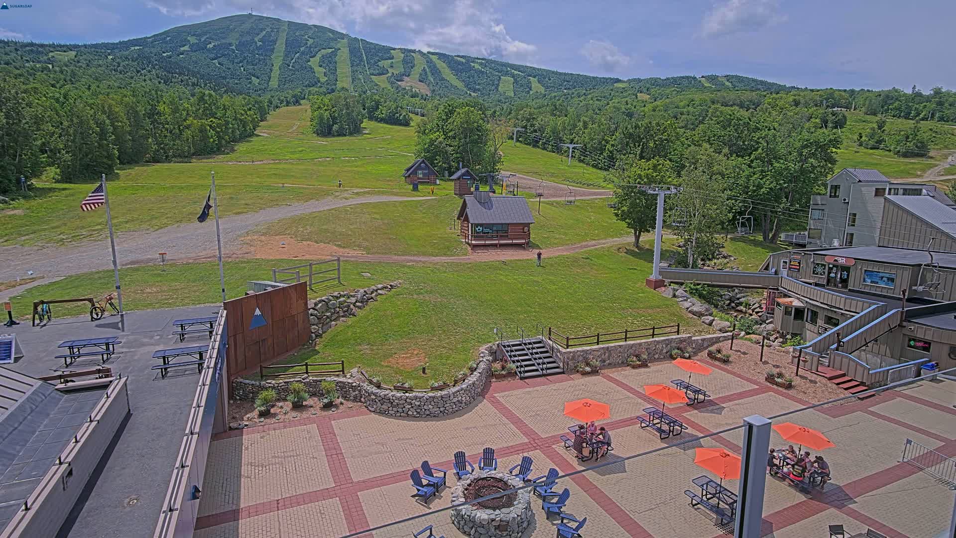 Kingfield, Sugarloaf Mountain Hotel Area Live Cam - Kingfield, Franklin, Maine, USA