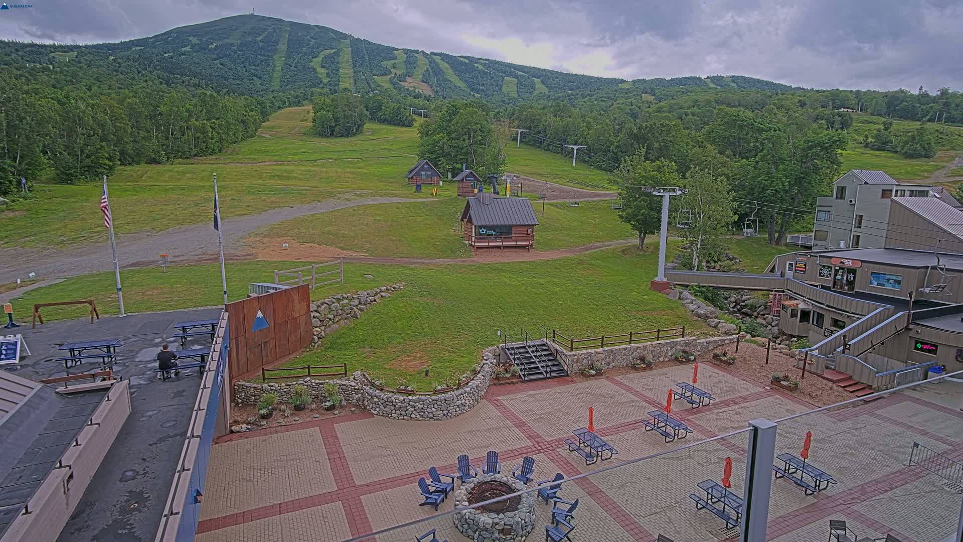 Kingfield, Sugarloaf Mountain Hotel Area Live Cam - Kingfield, Franklin, Maine, USA