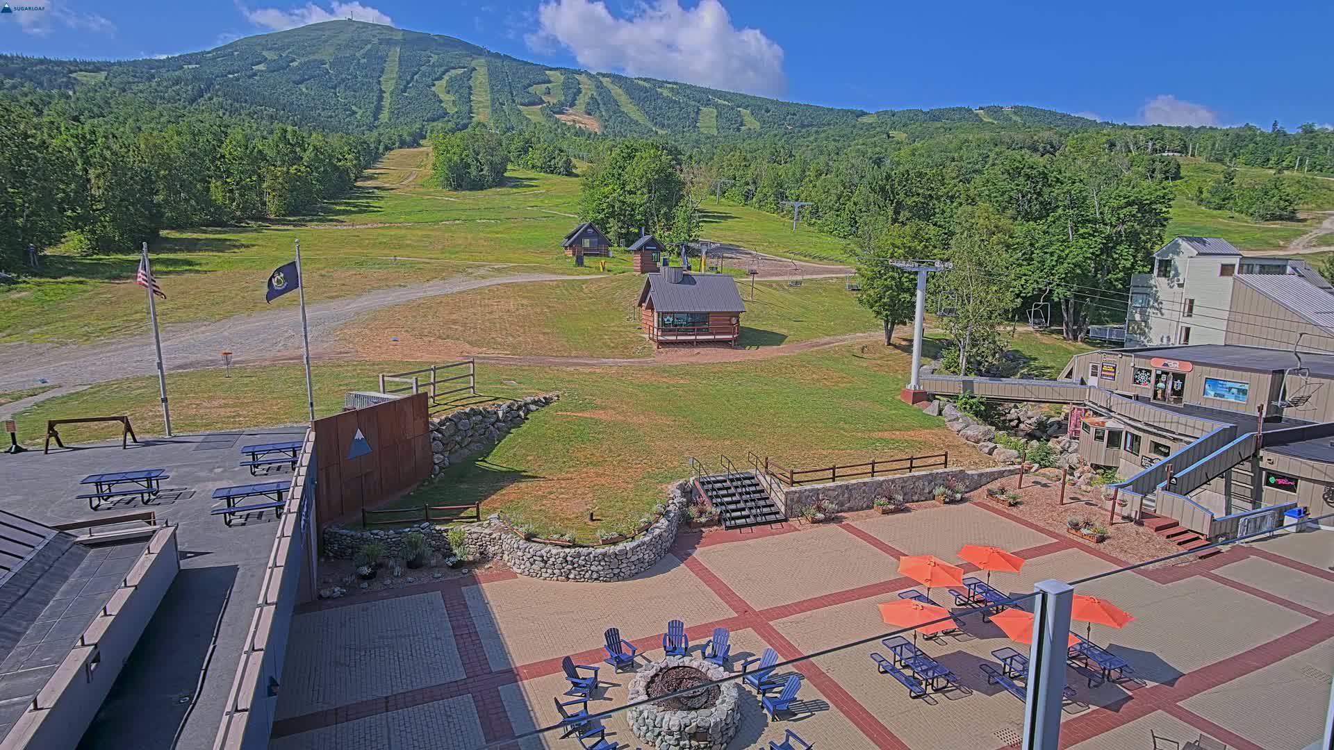 Kingfield, Sugarloaf Mountain Hotel Area Live Cam - Kingfield, Franklin, Maine, USA