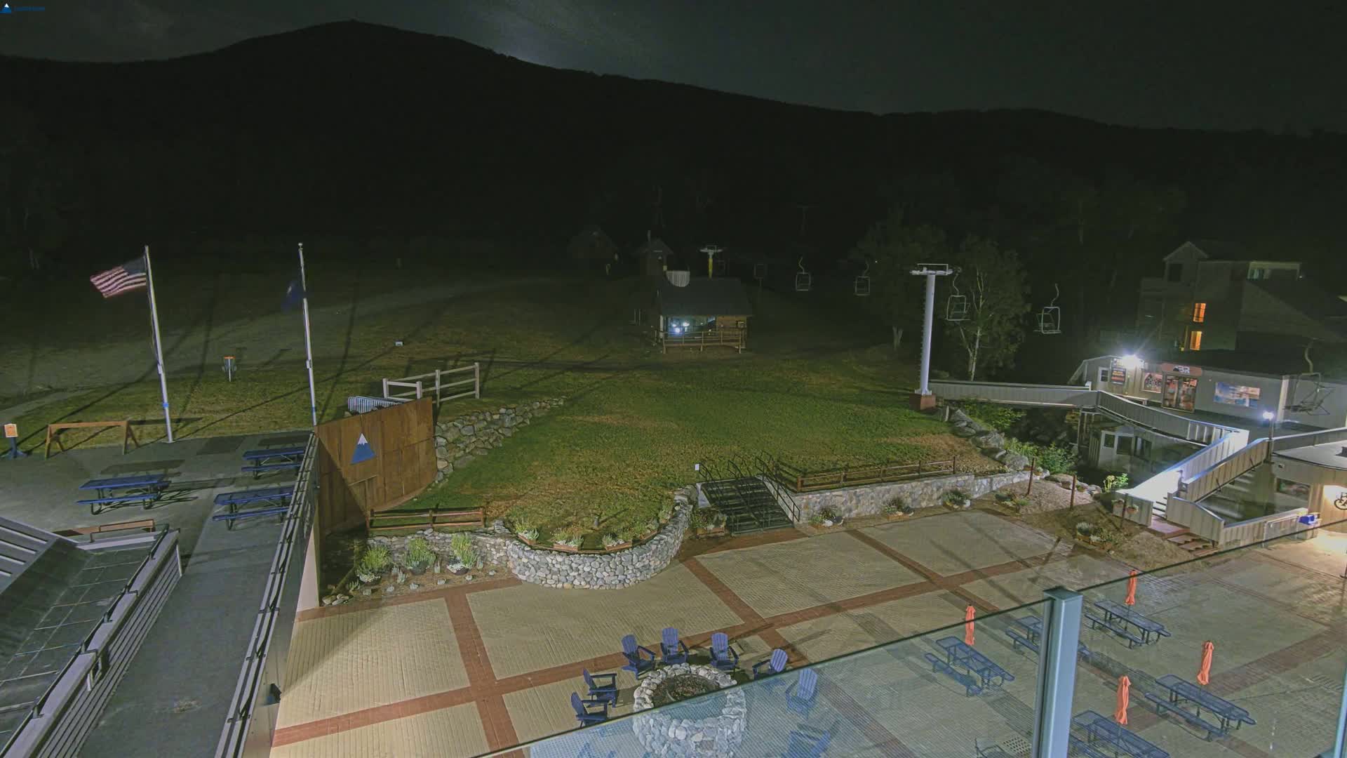 Kingfield, Sugarloaf Mountain Hotel Area Live Cam - Kingfield, Franklin, Maine, USA