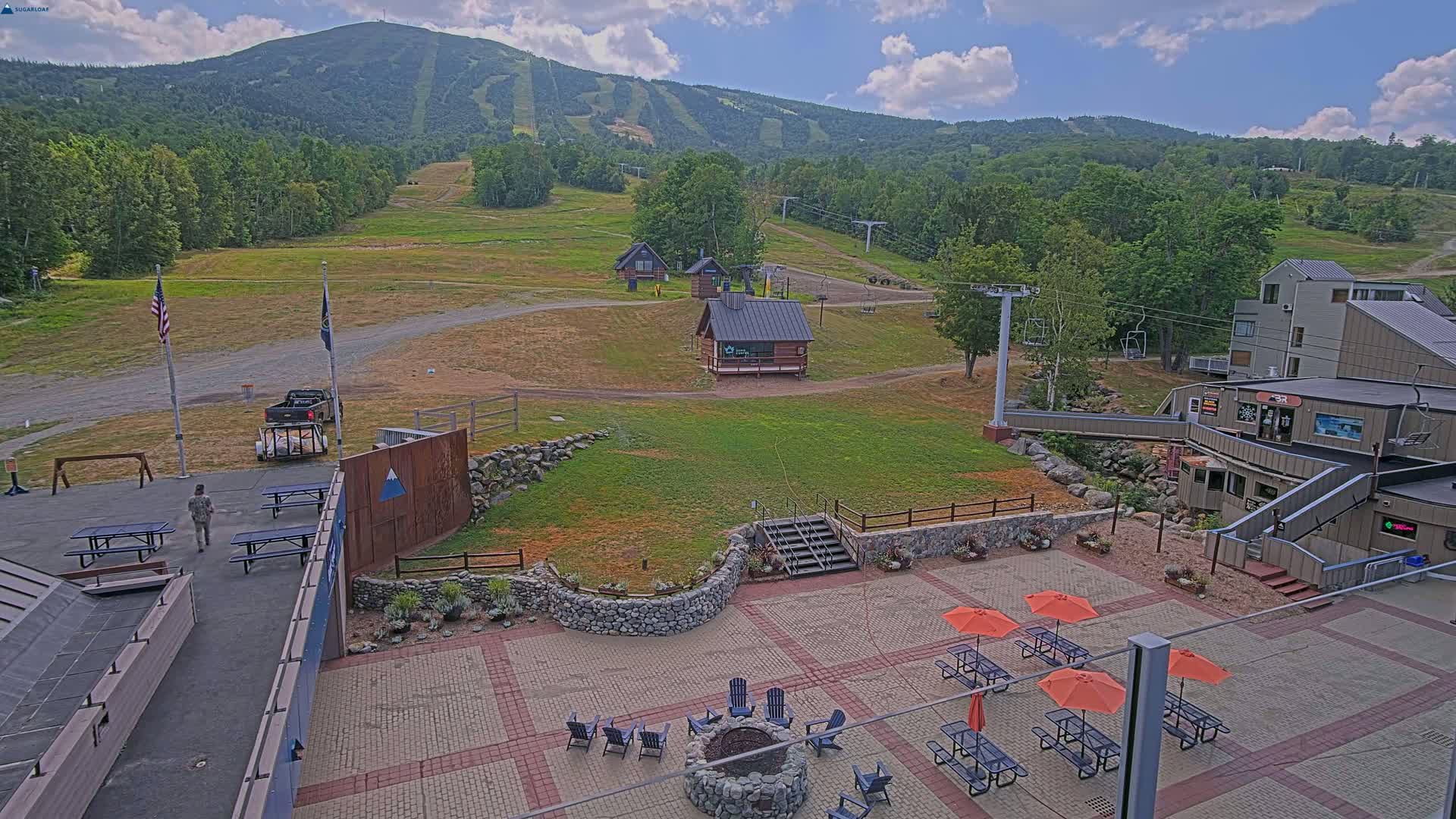 Kingfield, Sugarloaf Mountain Hotel Area Live Cam - Kingfield, Franklin, Maine, USA