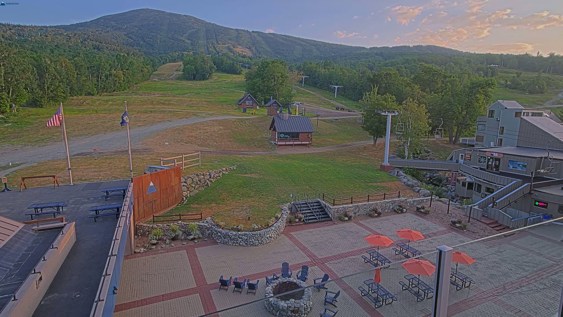 Kingfield, Sugarloaf Mountain Hotel Area Live Cam - Kingfield, Franklin, Maine, USA