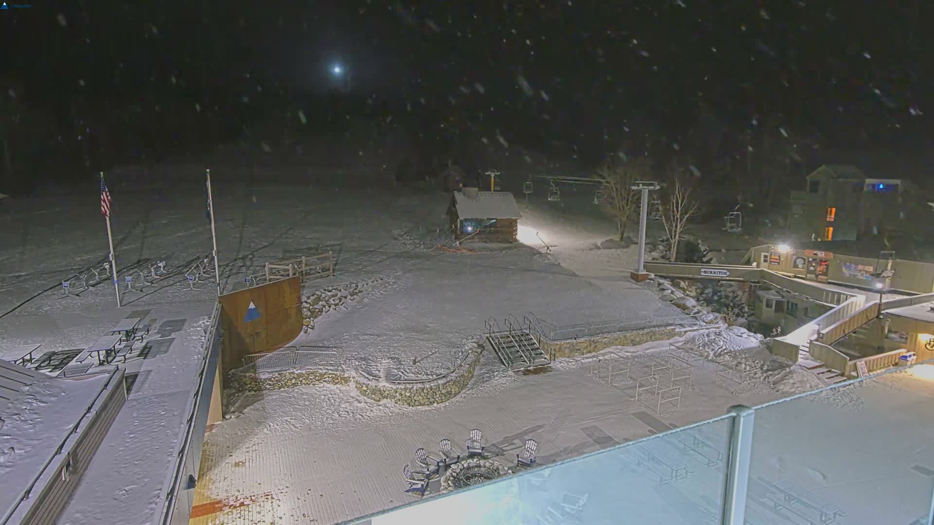 Kingfield, Sugarloaf Mountain Hotel Area Live Cam - Kingfield, Franklin, Maine, USA