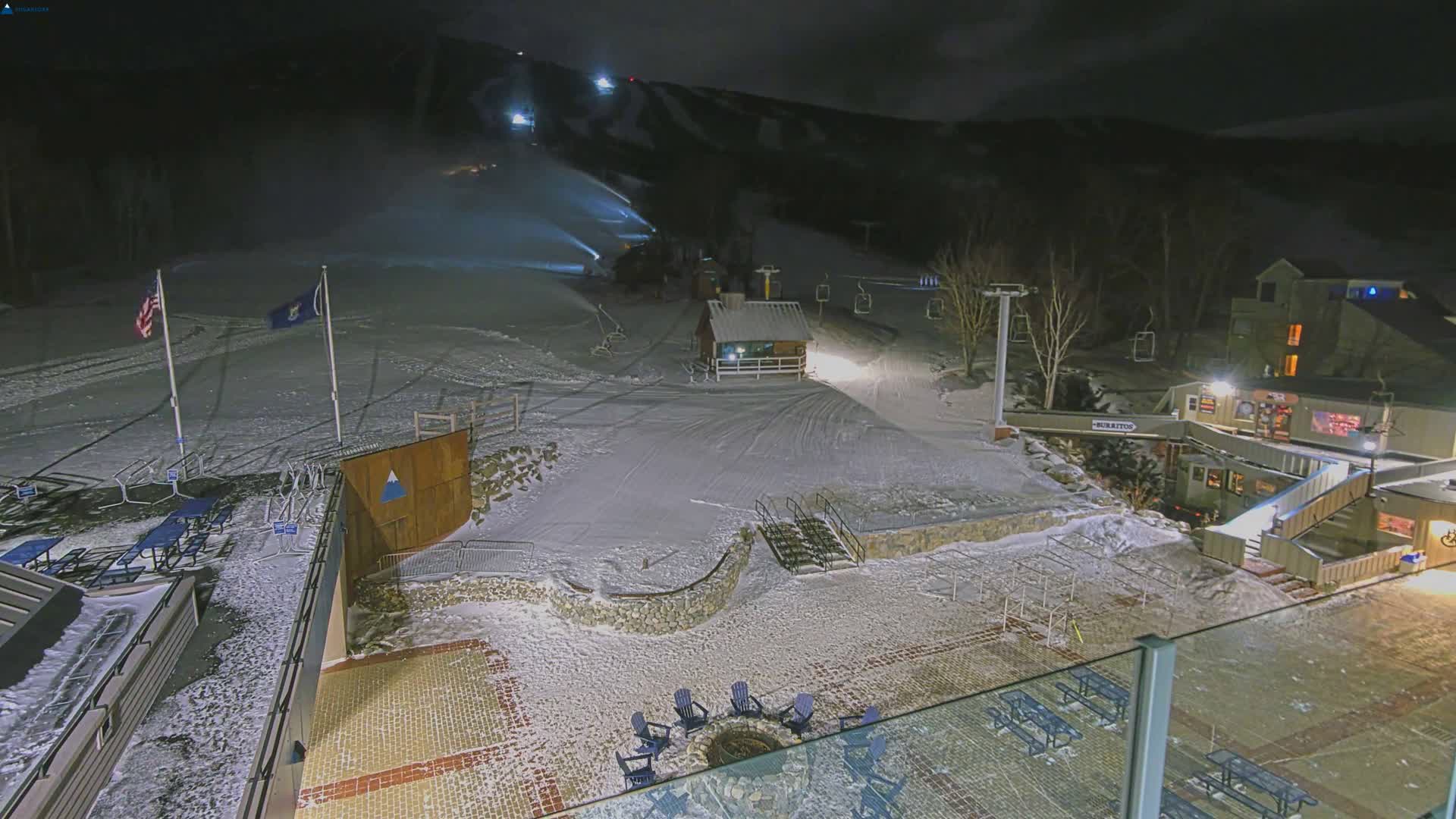 Kingfield, Sugarloaf Mountain Hotel Area Live Cam - Kingfield, Franklin, Maine, USA