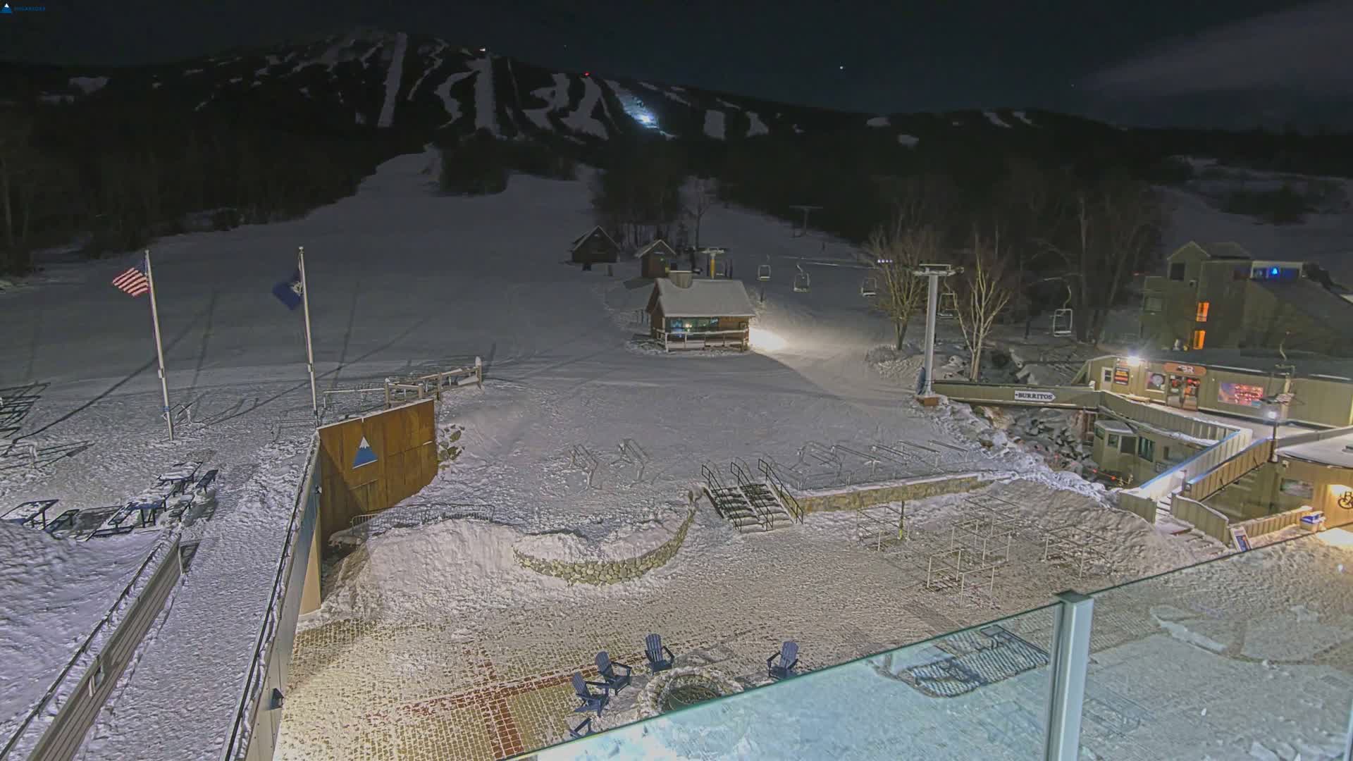 Kingfield, Sugarloaf Mountain Hotel Area Live Cam - Kingfield, Franklin, Maine, USA