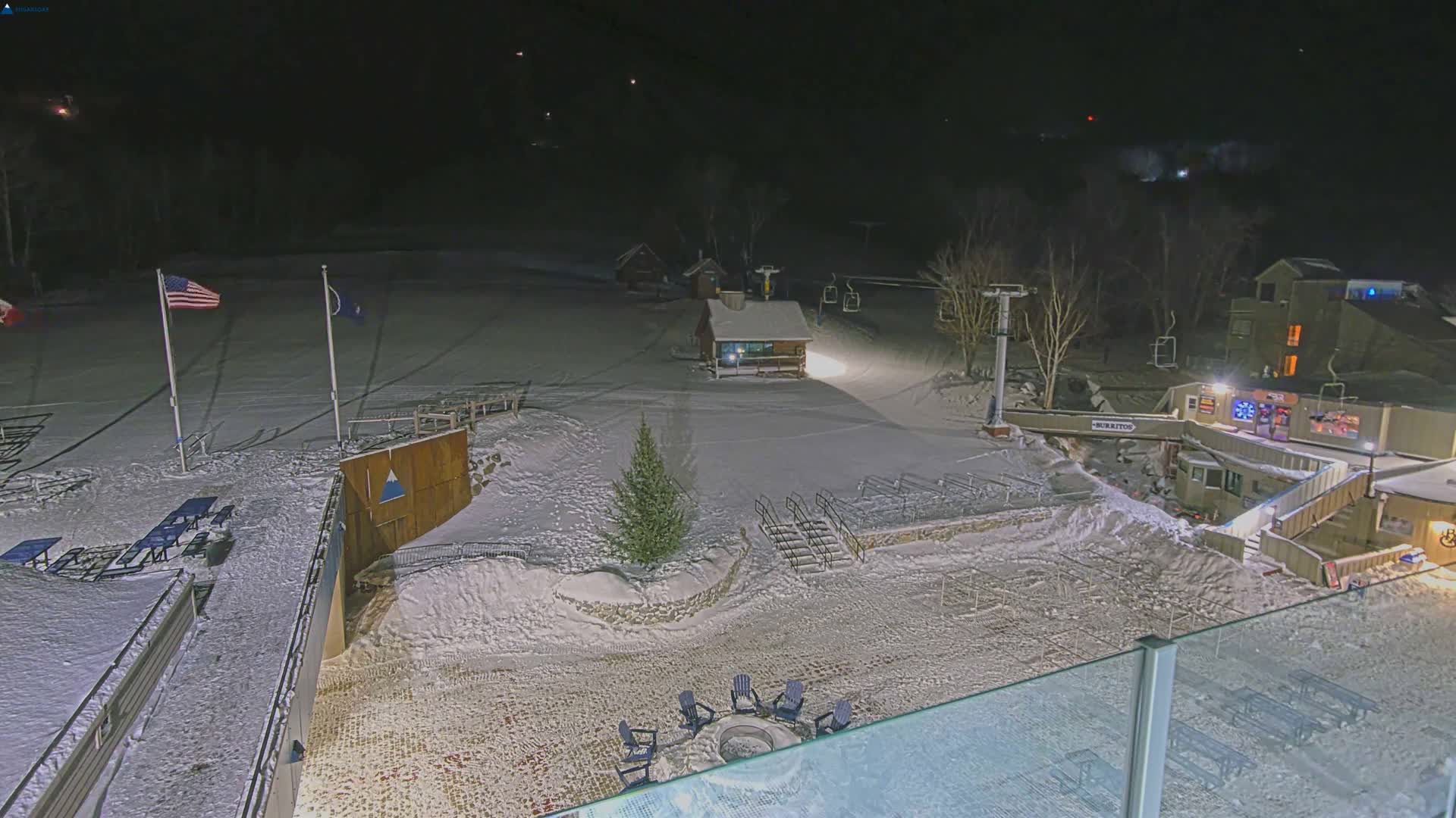 Kingfield, Sugarloaf Mountain Hotel Area Live Cam - Kingfield, Franklin, Maine, USA