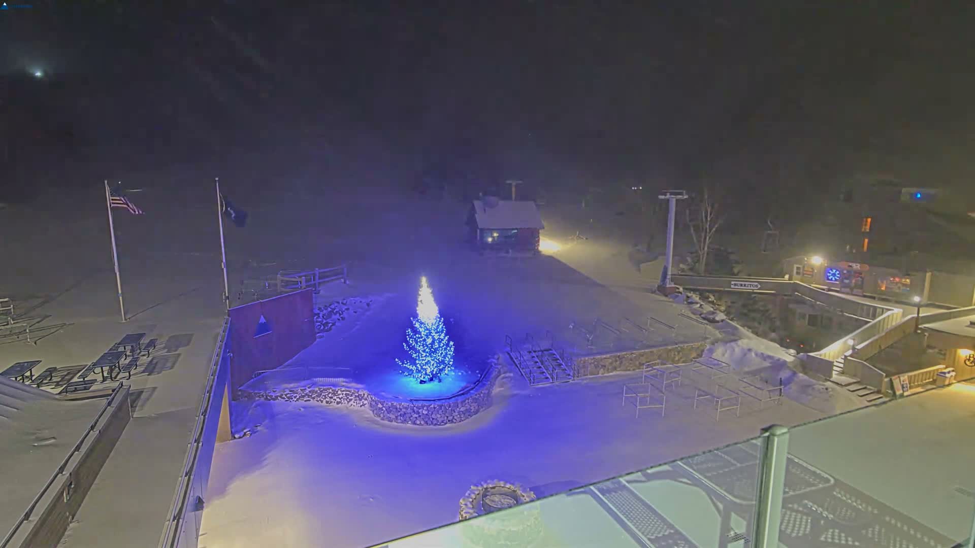 Kingfield, Sugarloaf Mountain Hotel Area Live Cam - Kingfield, Franklin, Maine, USA