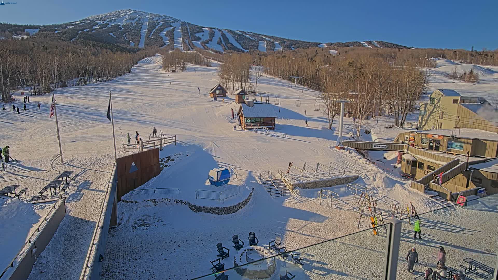Kingfield, Sugarloaf Mountain Hotel Area Live Cam - Kingfield, Franklin, Maine, USA