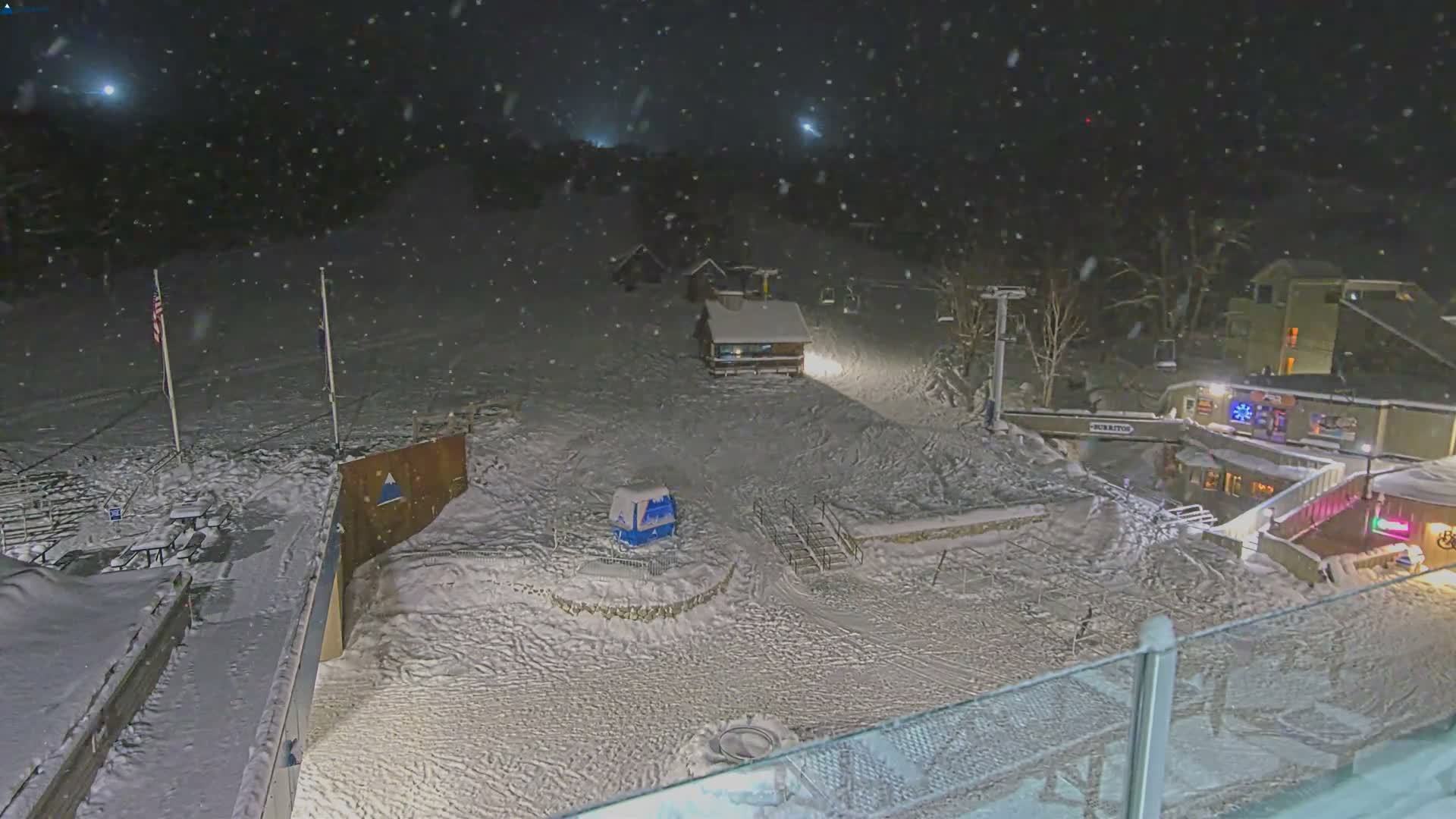 Kingfield, Sugarloaf Mountain Hotel Area Live Cam - Kingfield, Franklin, Maine, USA
