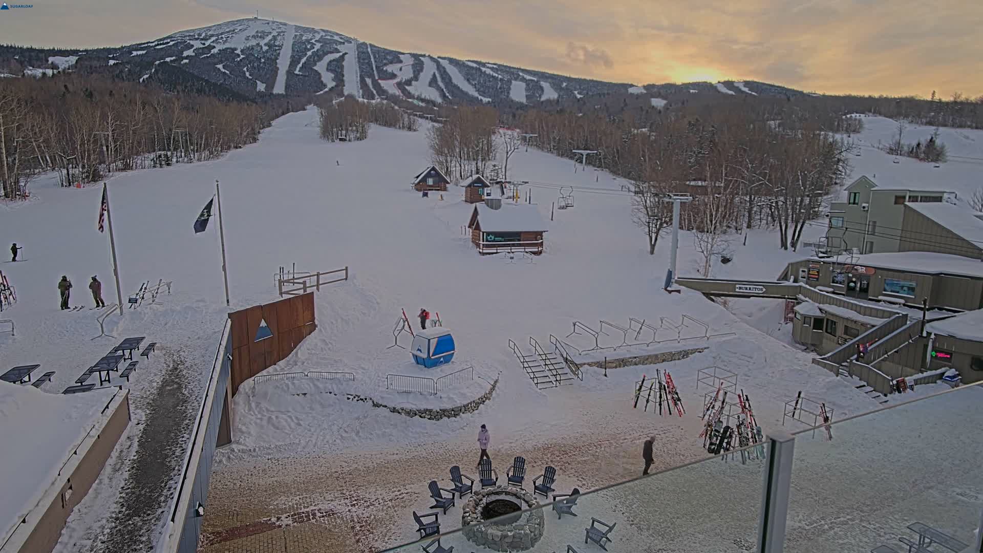 Kingfield, Sugarloaf Mountain Hotel Area Live Cam - Kingfield, Franklin, Maine, USA