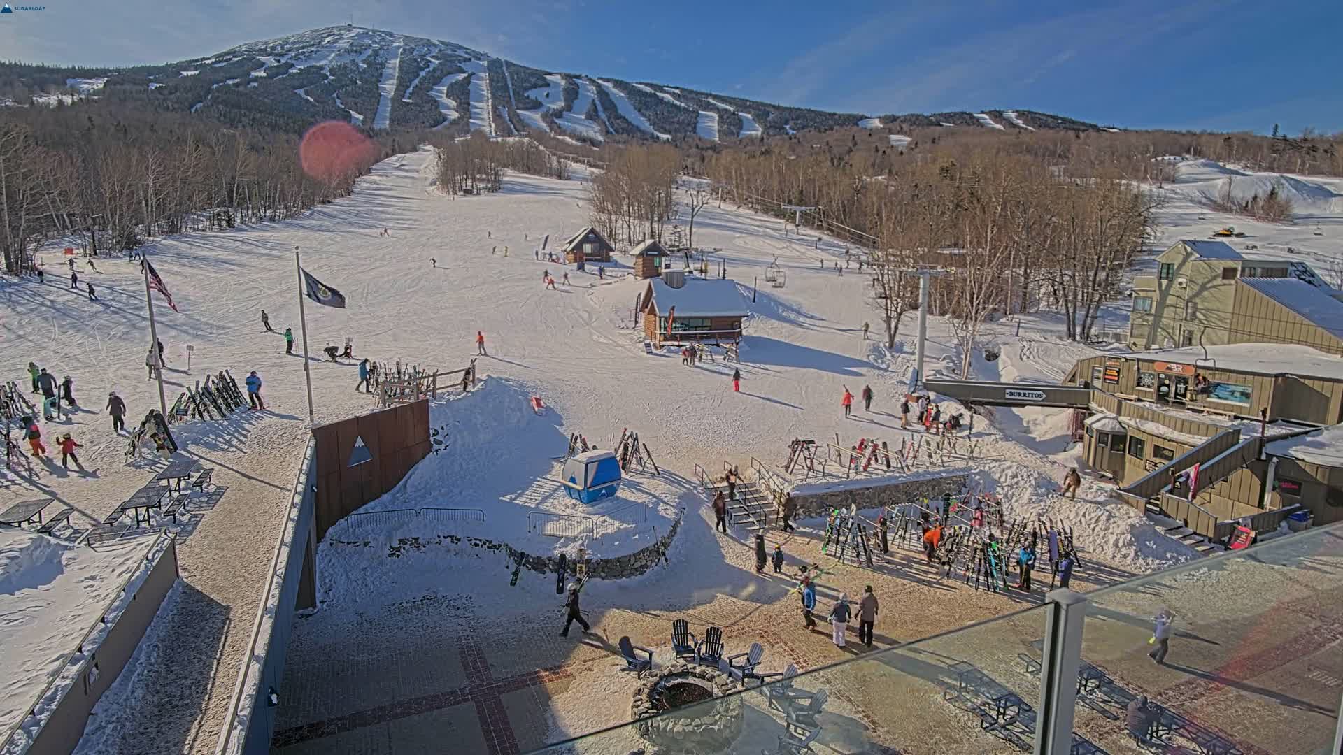 Kingfield, Sugarloaf Mountain Hotel Area Live Cam - Kingfield, Franklin, Maine, USA