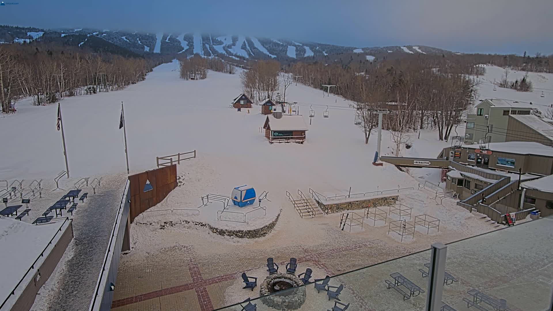 Kingfield, Sugarloaf Mountain Hotel Area Live Cam - Kingfield, Franklin, Maine, USA