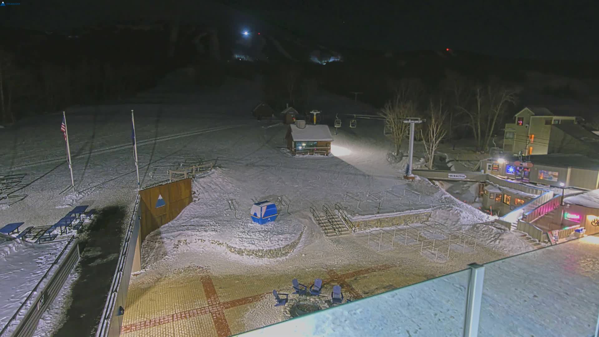 Kingfield, Sugarloaf Mountain Hotel Area Live Cam - Kingfield, Franklin, Maine, USA