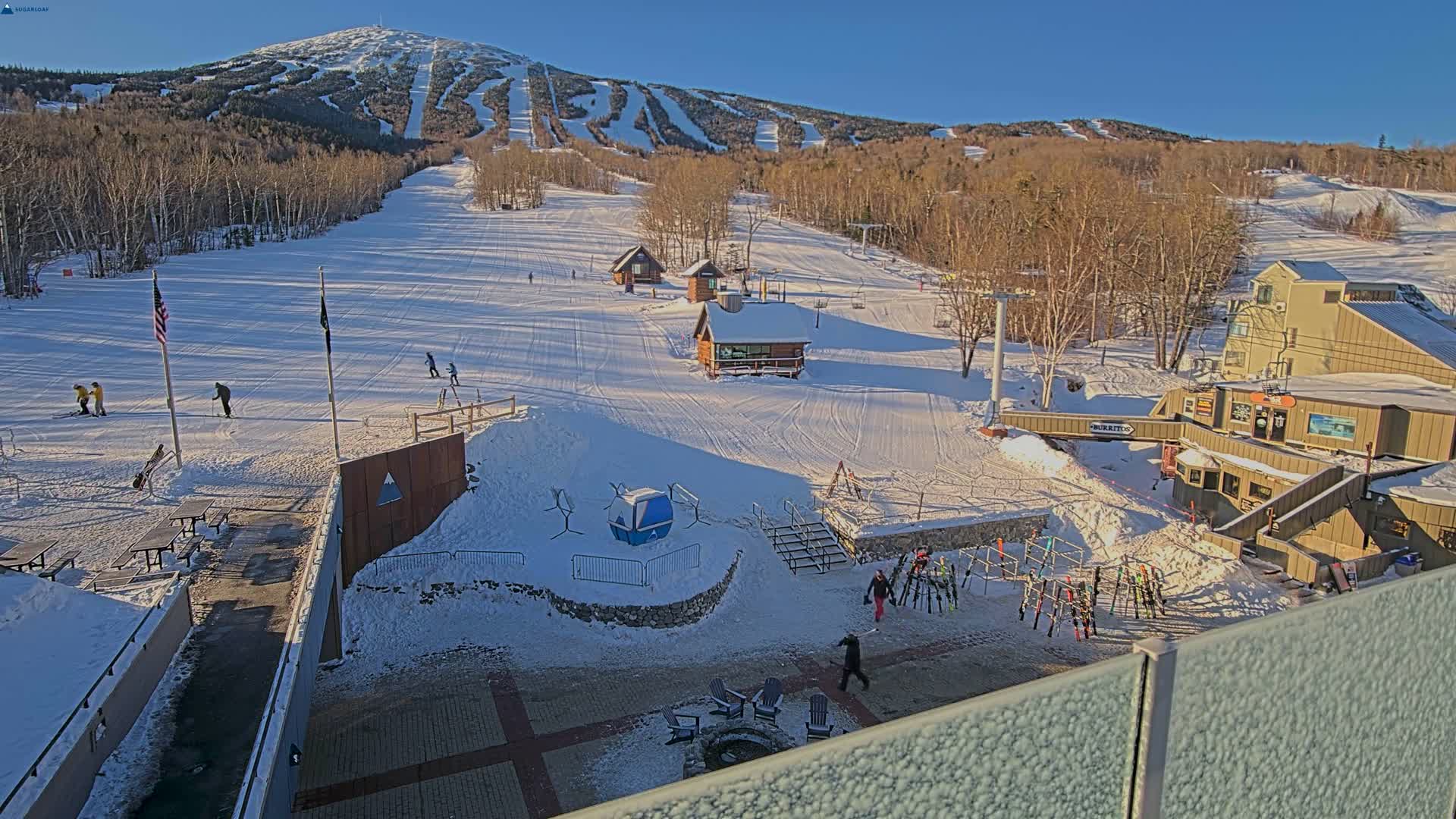 Kingfield, Sugarloaf Mountain Hotel Area Live Cam - Kingfield, Franklin, Maine, USA