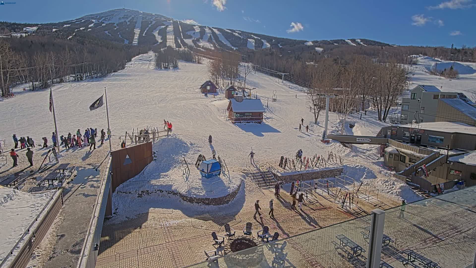Kingfield, Sugarloaf Mountain Hotel Area Live Cam - Kingfield, Franklin, Maine, USA