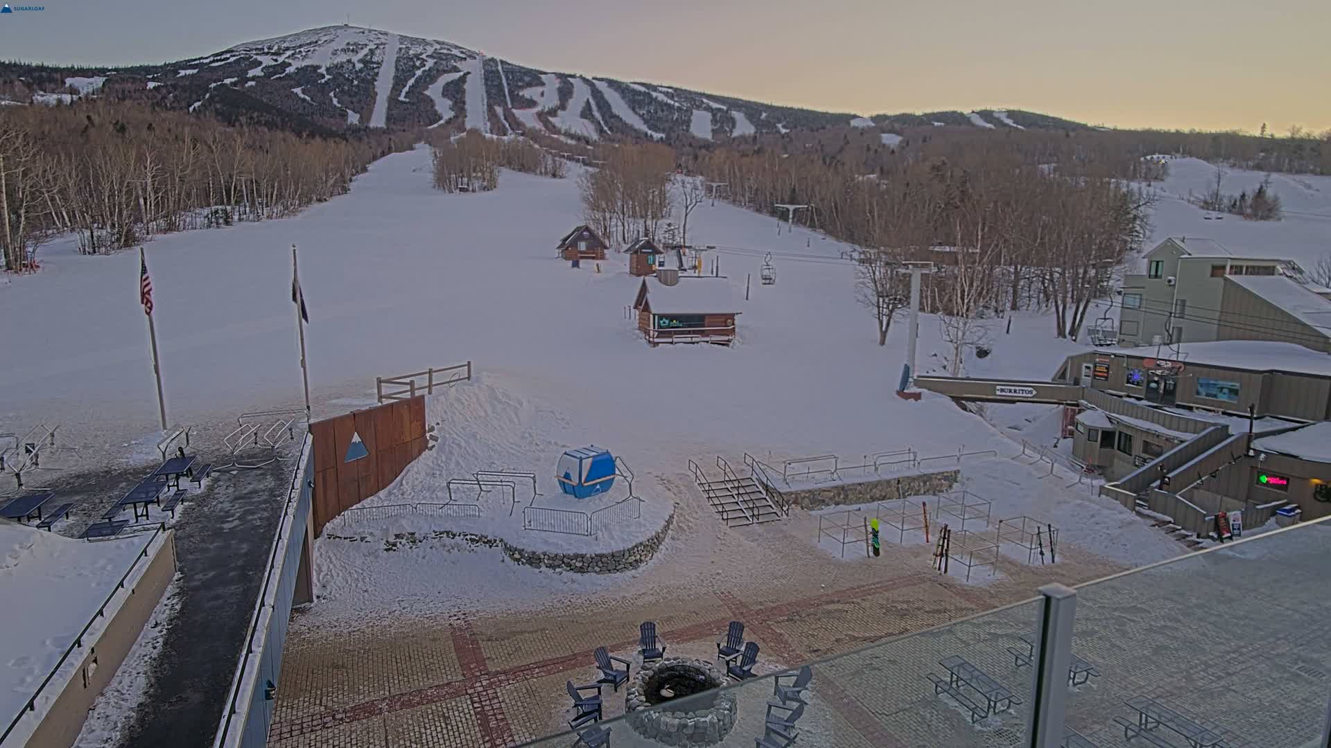 Kingfield, Sugarloaf Mountain Hotel Area Live Cam - Kingfield, Franklin, Maine, USA