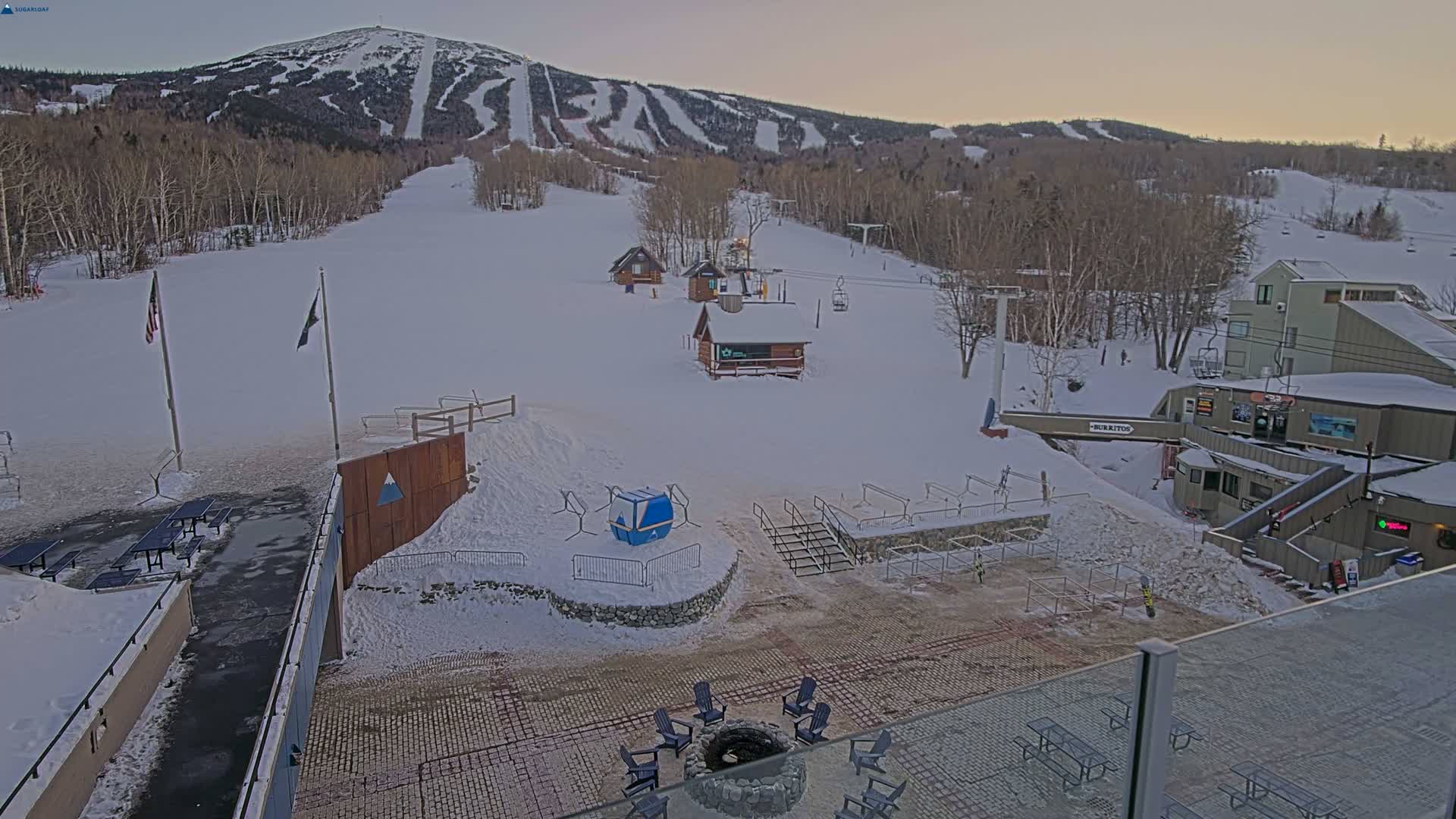 Kingfield, Sugarloaf Mountain Hotel Area Live Cam - Kingfield, Franklin, Maine, USA