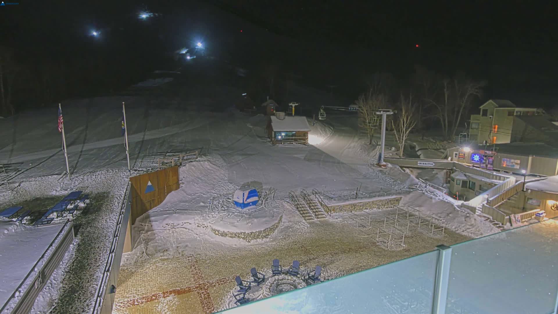 Kingfield, Sugarloaf Mountain Hotel Area Live Cam - Kingfield, Franklin, Maine, USA