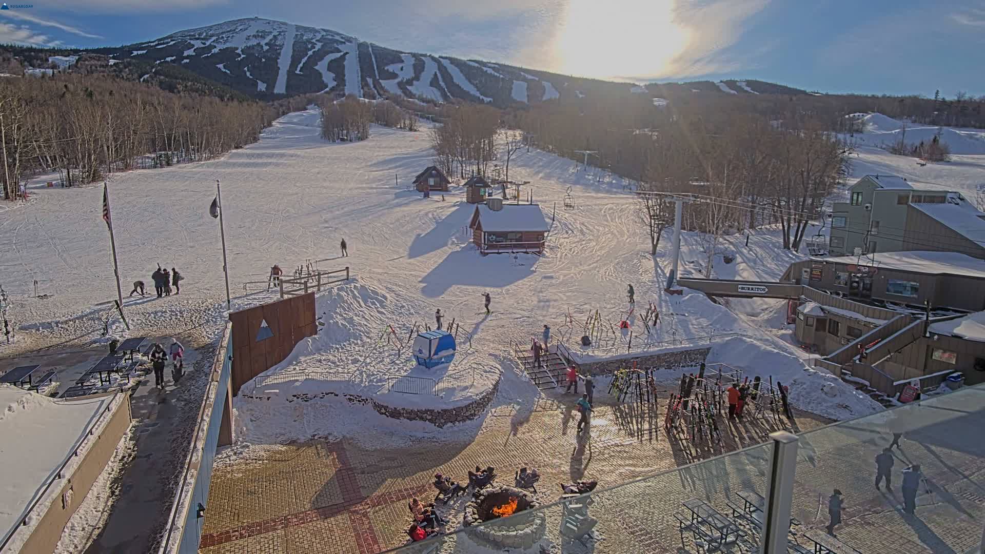 Kingfield, Sugarloaf Mountain Hotel Area Live Cam - Kingfield, Franklin, Maine, USA