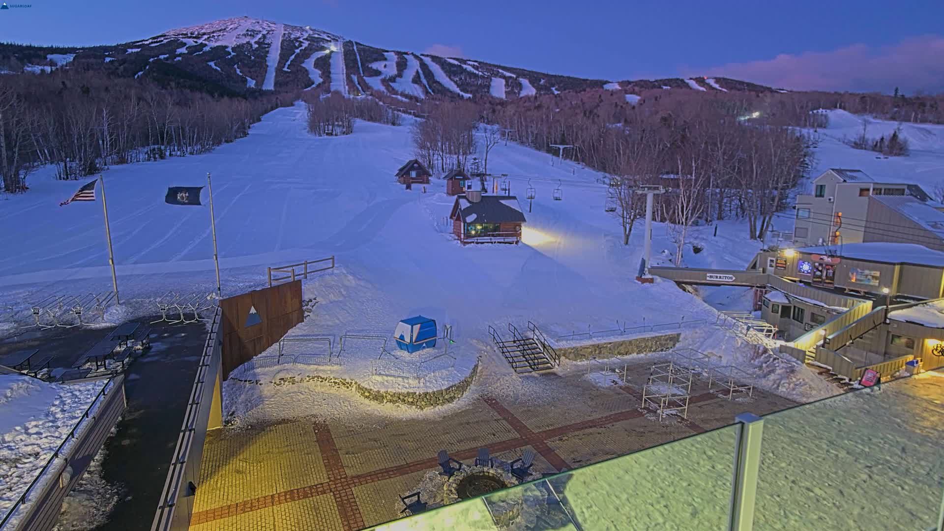 Kingfield, Sugarloaf Mountain Hotel Area Live Cam - Kingfield, Franklin, Maine, USA