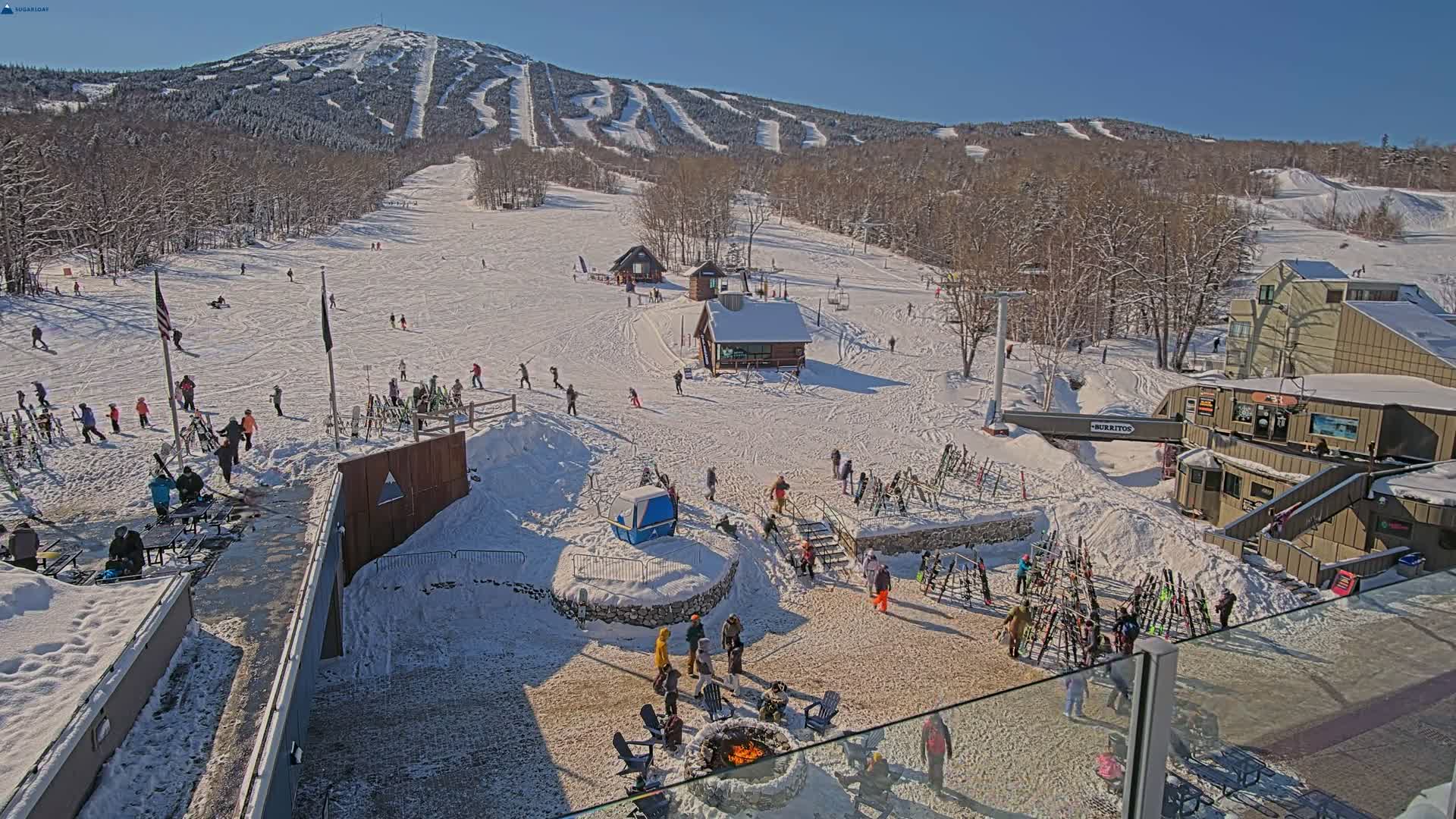 Kingfield, Sugarloaf Mountain Hotel Area Live Cam - Kingfield, Franklin, Maine, USA