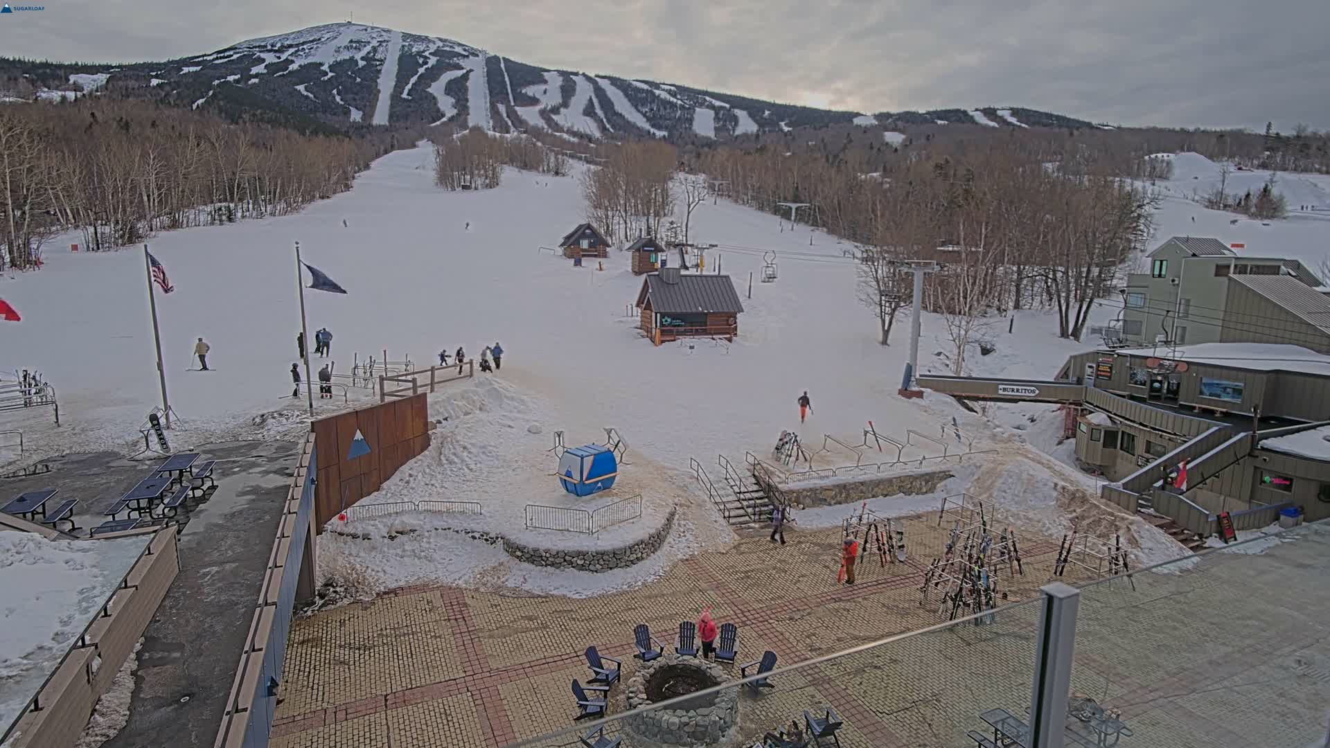 Kingfield, Sugarloaf Mountain Hotel Area Live Cam - Kingfield, Franklin, Maine, USA