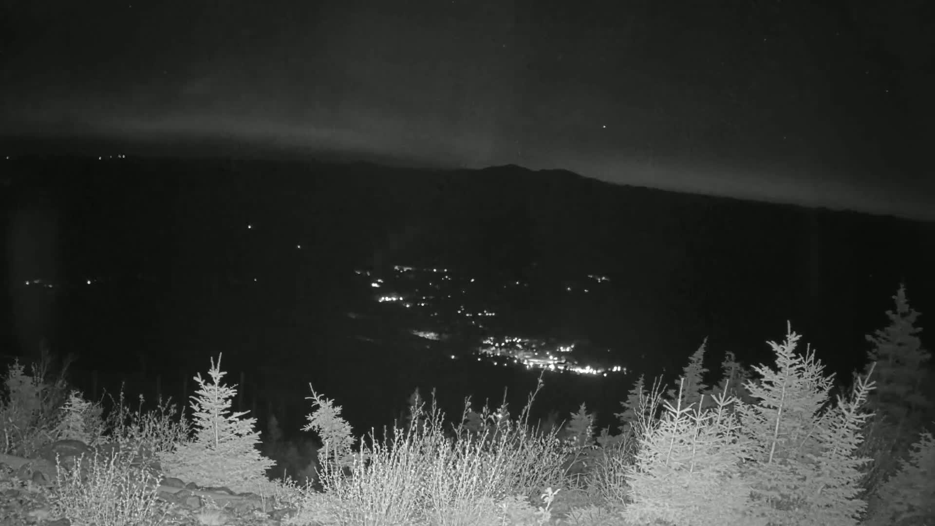 Kingfield, Sugarloaf Mountain Peak Skyline Live Cam - Kingfield, Franklin, Maine, USA