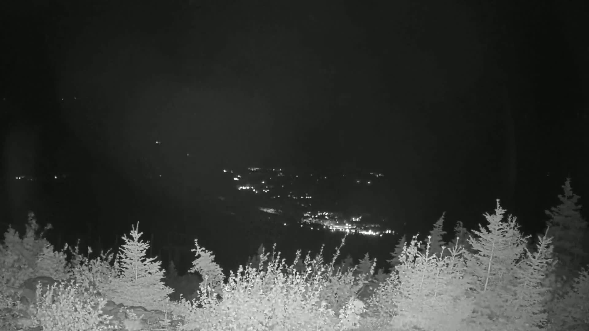 Kingfield, Sugarloaf Mountain Peak Skyline Live Cam - Kingfield, Franklin, Maine, USA