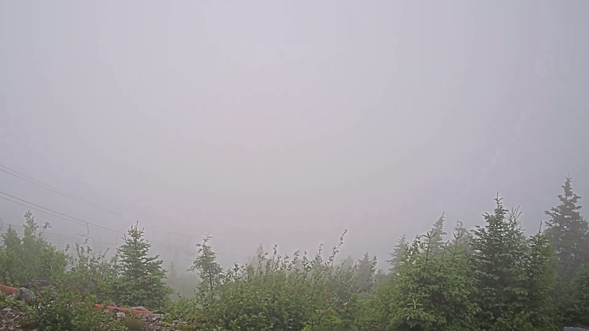 Kingfield, Sugarloaf Mountain Peak Skyline Live Cam - Kingfield, Franklin, Maine, USA