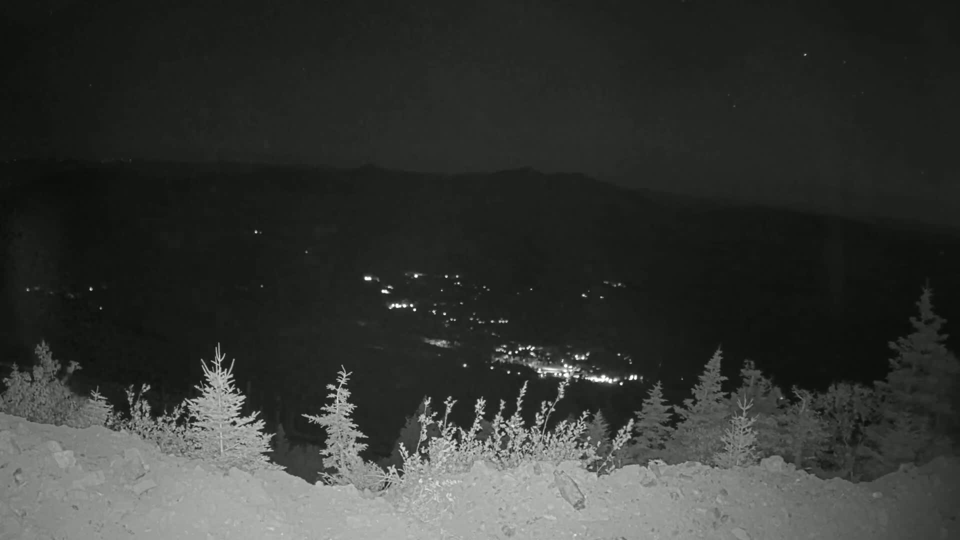 Kingfield, Sugarloaf Mountain Peak Skyline Live Cam - Kingfield, Franklin, Maine, USA