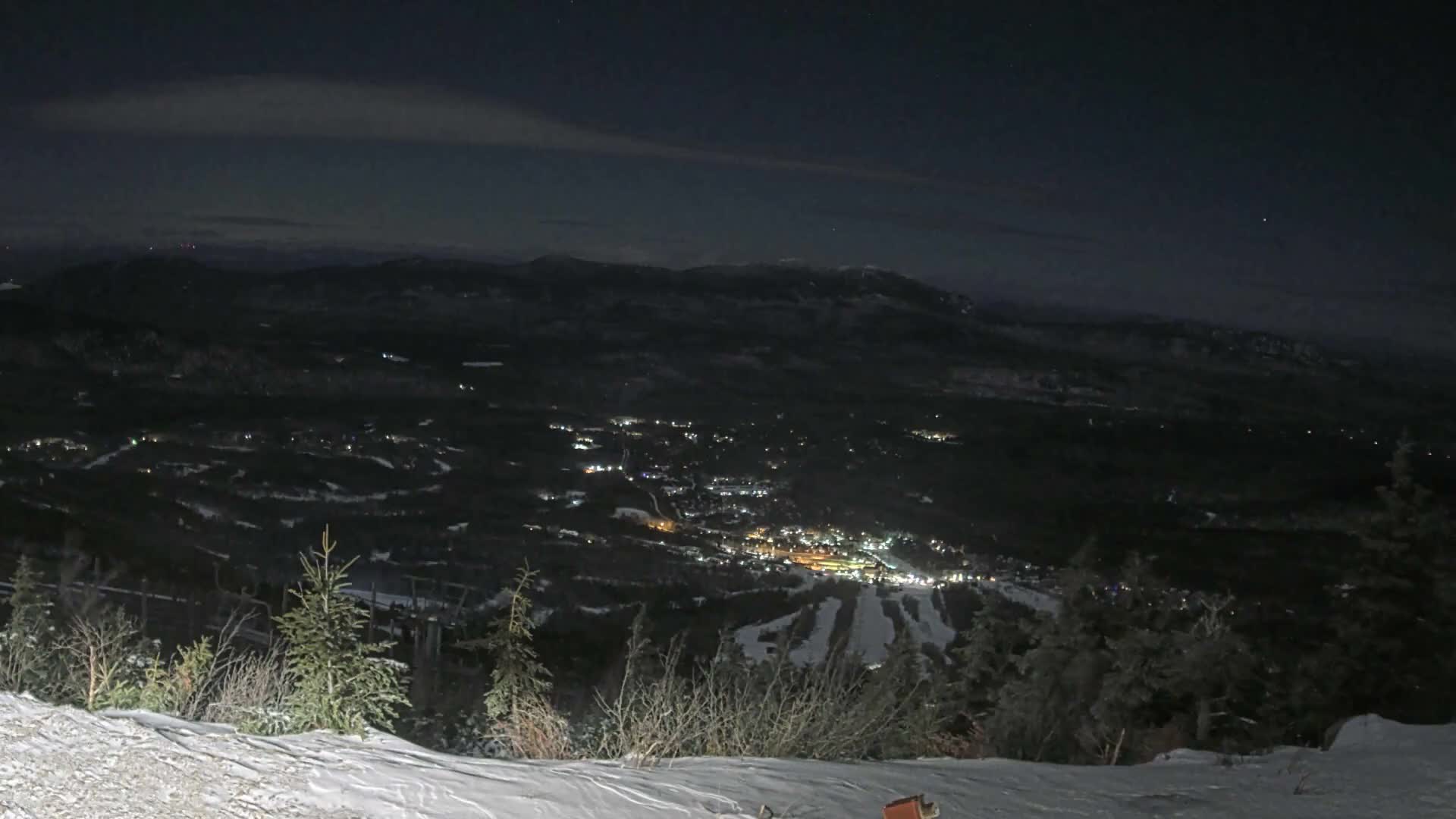 Kingfield, Sugarloaf Mountain Peak Skyline Live Cam - Kingfield, Franklin, Maine, USA