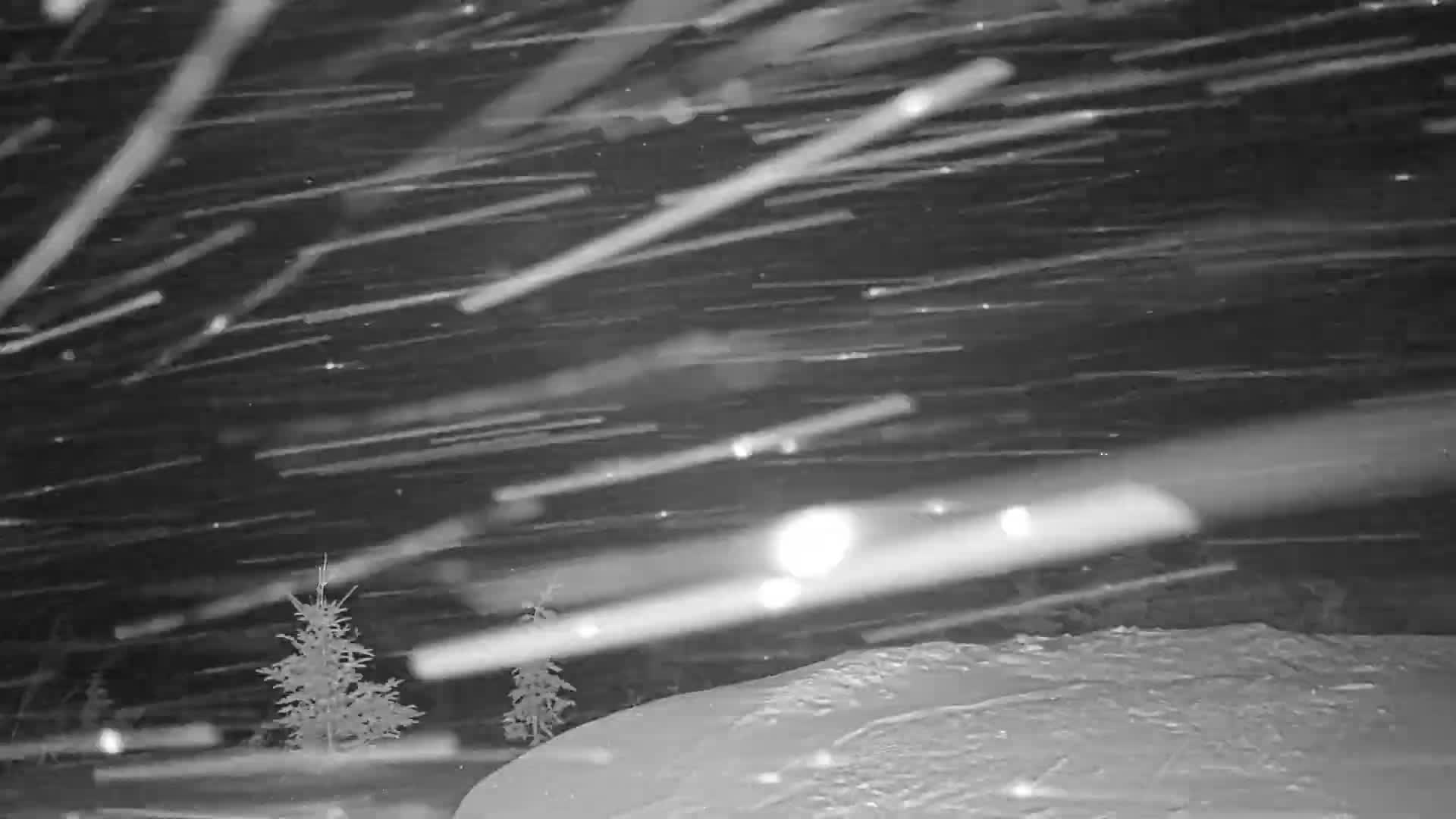Kingfield, Sugarloaf Mountain Peak Skyline Live Cam - Kingfield, Franklin, Maine, USA