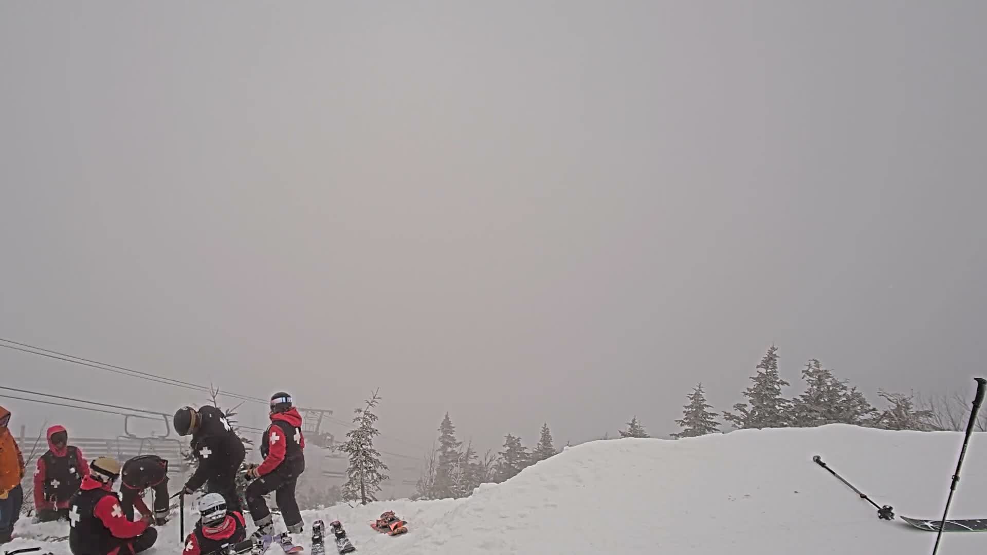 Kingfield, Sugarloaf Mountain Peak Skyline Live Cam - Kingfield, Franklin, Maine, USA